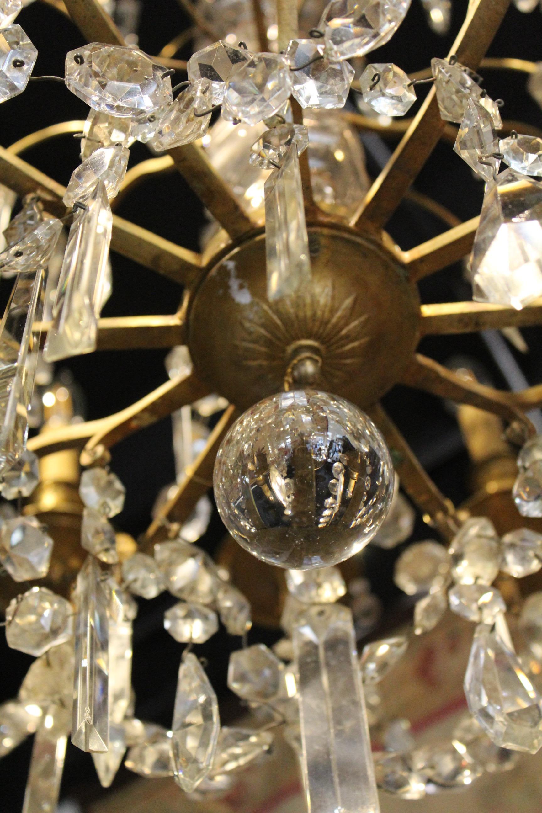 18th Century and Earlier 18th Century 9-Light French Gilt Bronze and Crystal Chandelier For Sale