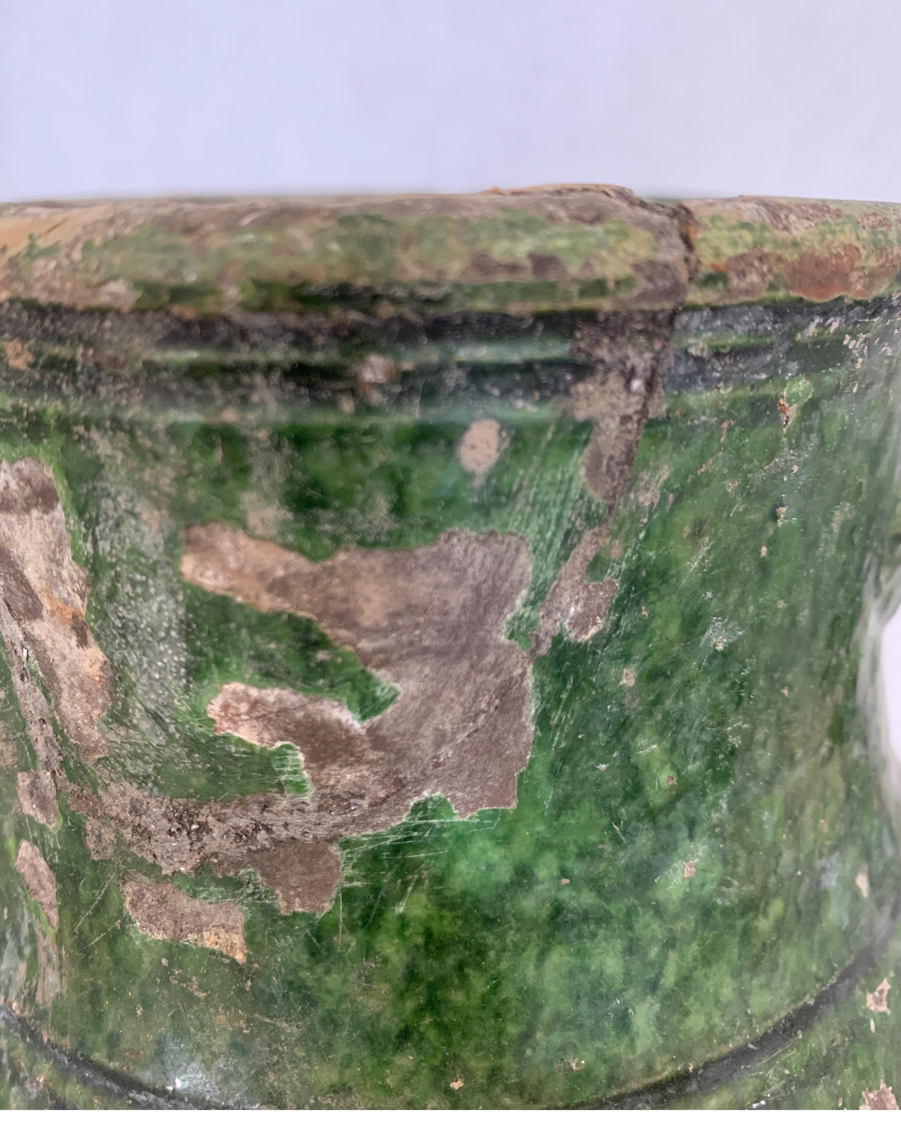 18th Century Aegean Sea Earthenware Jar with Green Glazing For Sale 4