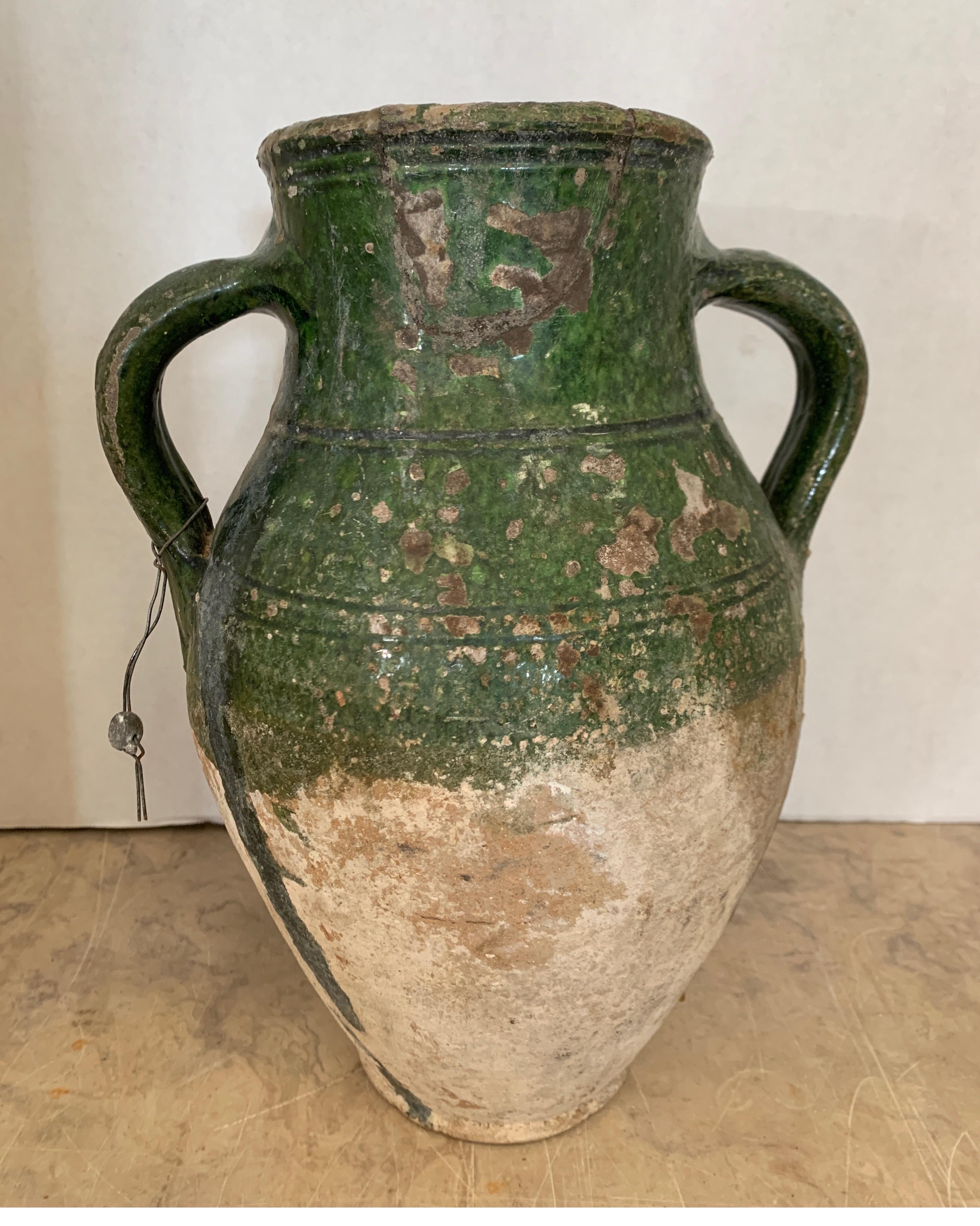 18th Century Aegean Sea Earthenware Jar with Green Glazing For Sale 1
