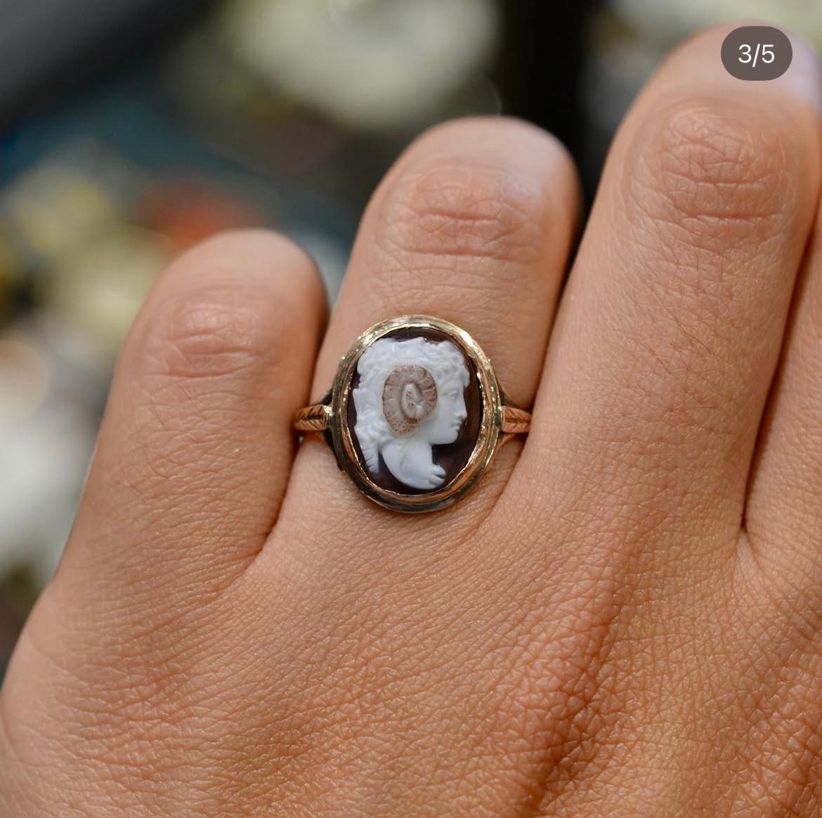 18th Century Agate Cameo Of A Gryllos For Sale 1