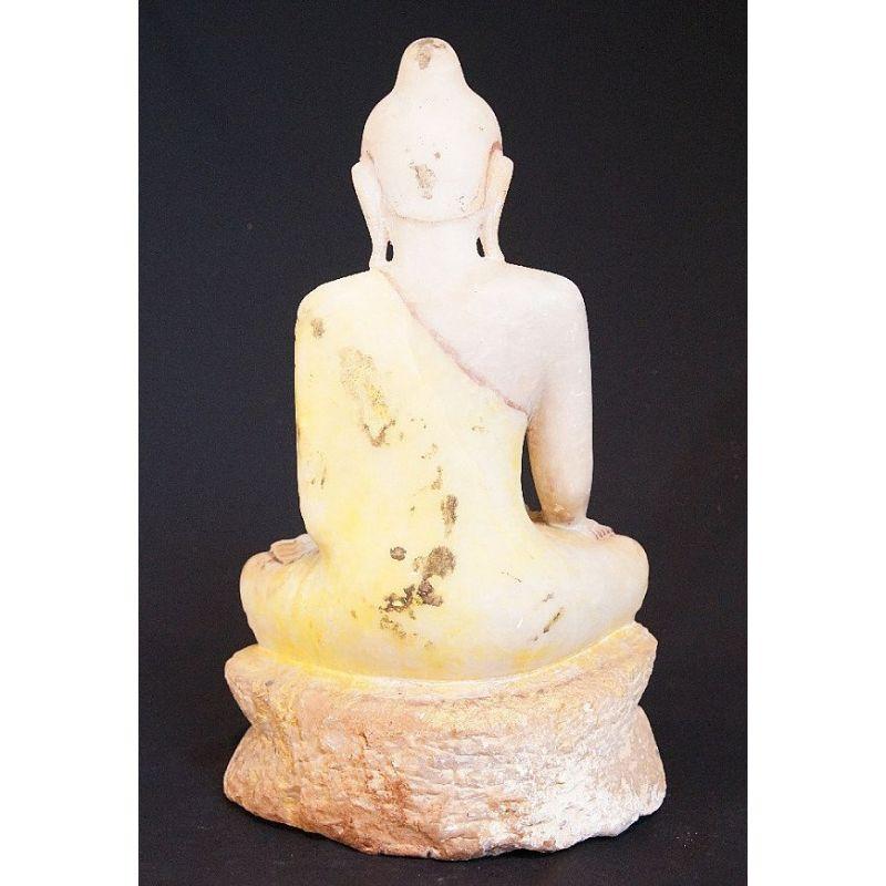 Alabaster-Buddha aus Birma aus dem 18. Jahrhundert im Zustand „Gut“ im Angebot in DEVENTER, NL