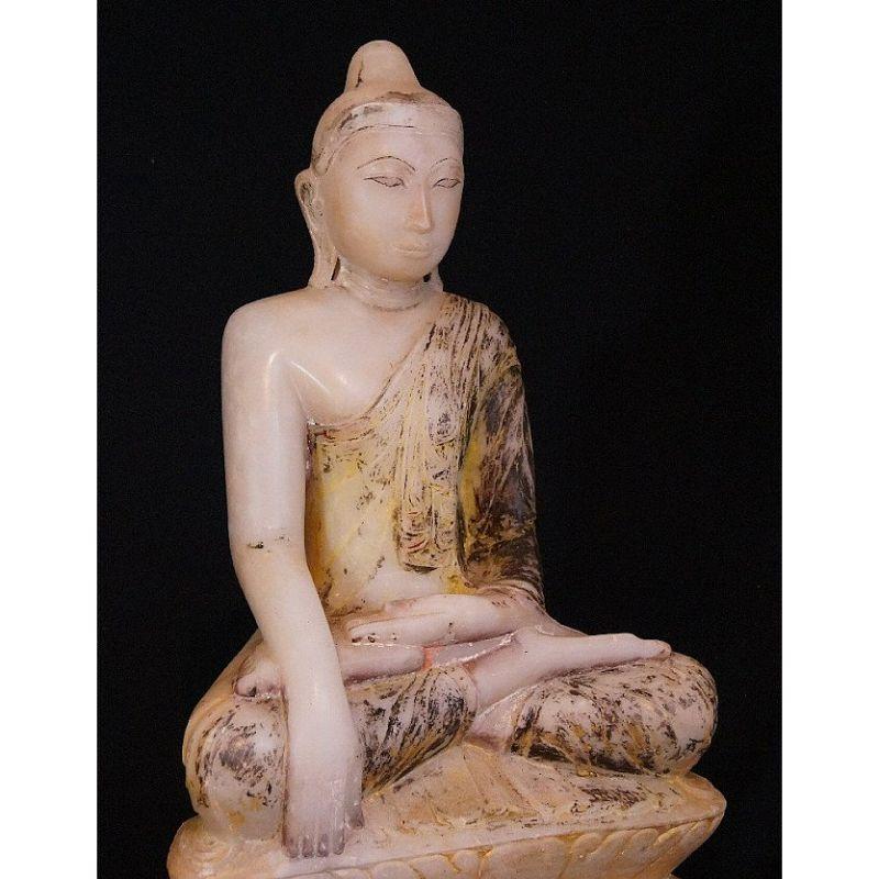 18th Century Alabaster Buddha from Burma For Sale 1