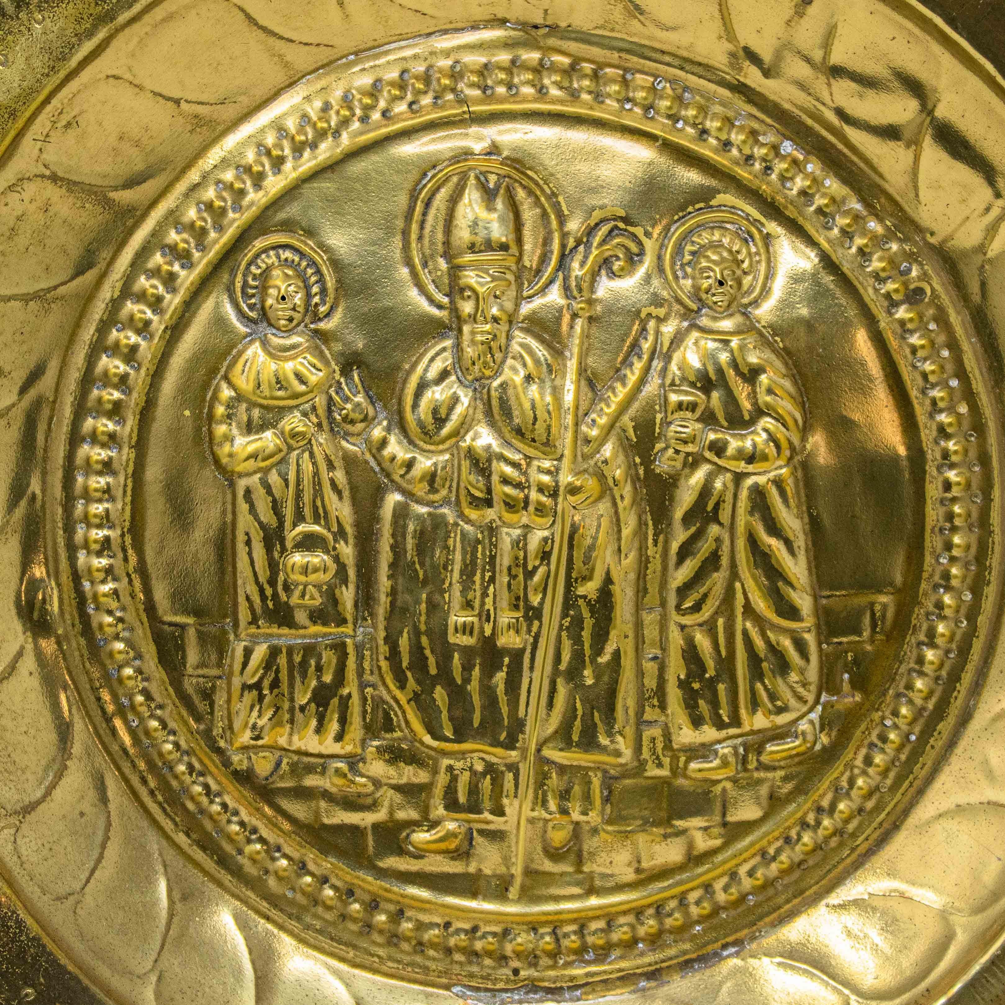 18th century
Almsgiver plate with saint
Brass, 46 cm diameter

The alms dish, properly called 