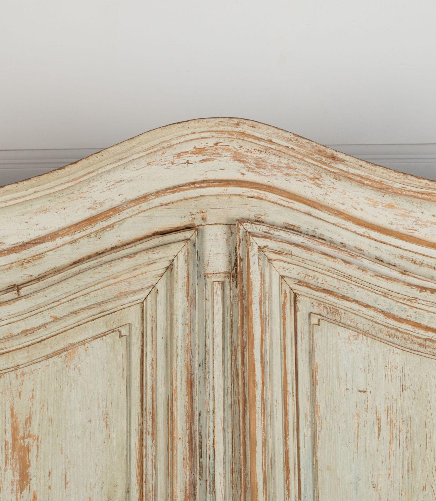 Armoire alsacienne du XVIIIe siècle Bon état à Gloucestershire, GB
