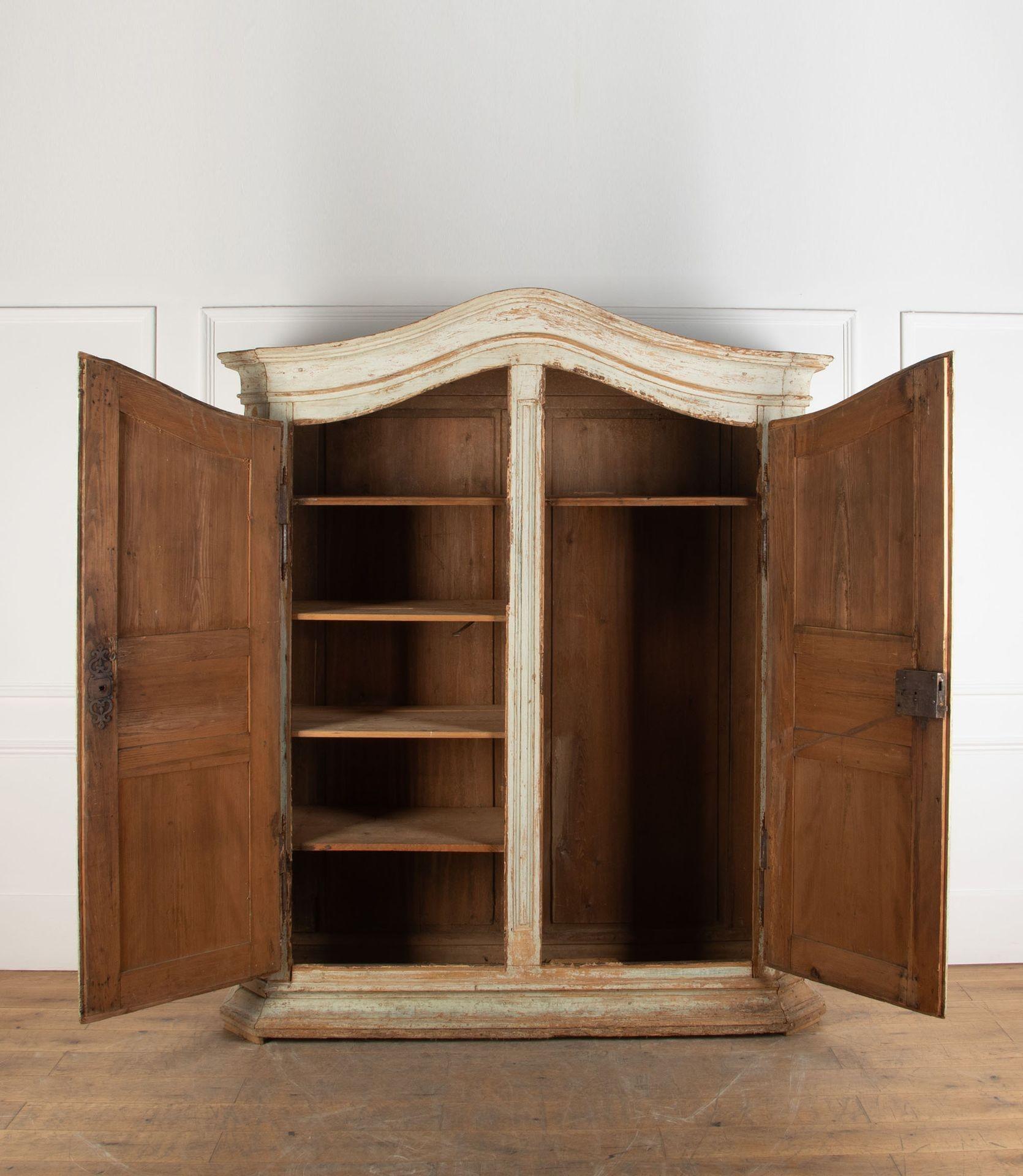 Provincial français Armoire alsacienne du XVIIIe siècle