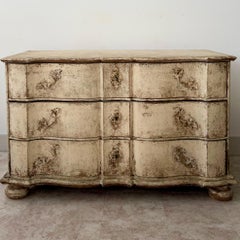 Commode baroque alsacienne du XVIIIe siècle