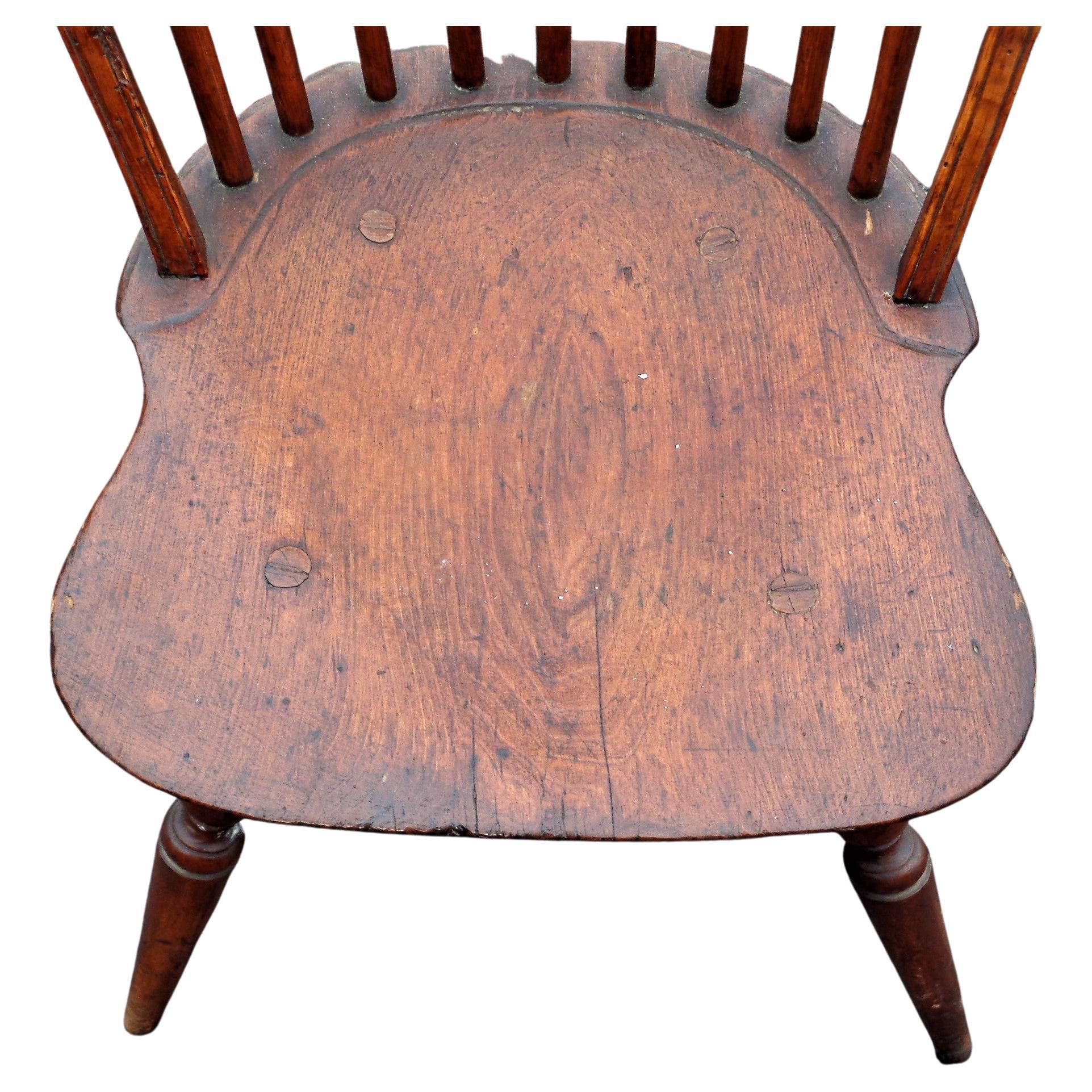  18th Century American Bow Back Windsor Chairs In Good Condition In Rochester, NY