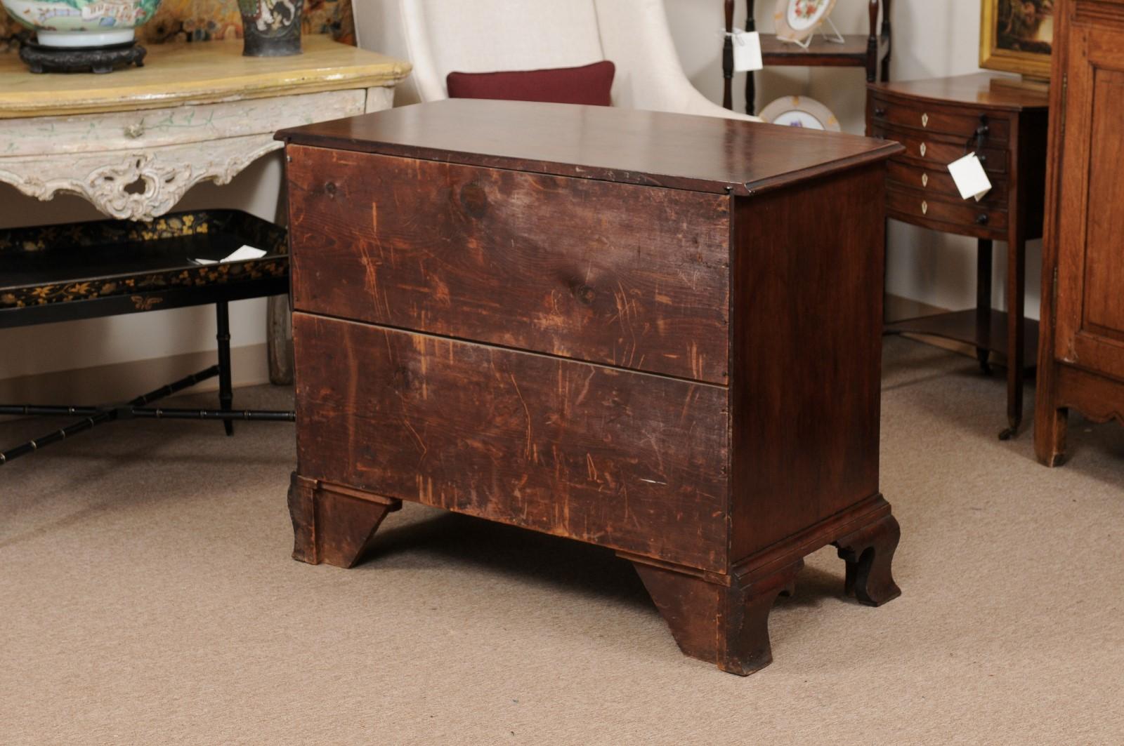 Wood 18th Century American Bowfront Chest with 4 Graduating Drawers & Ogee Feet For Sale