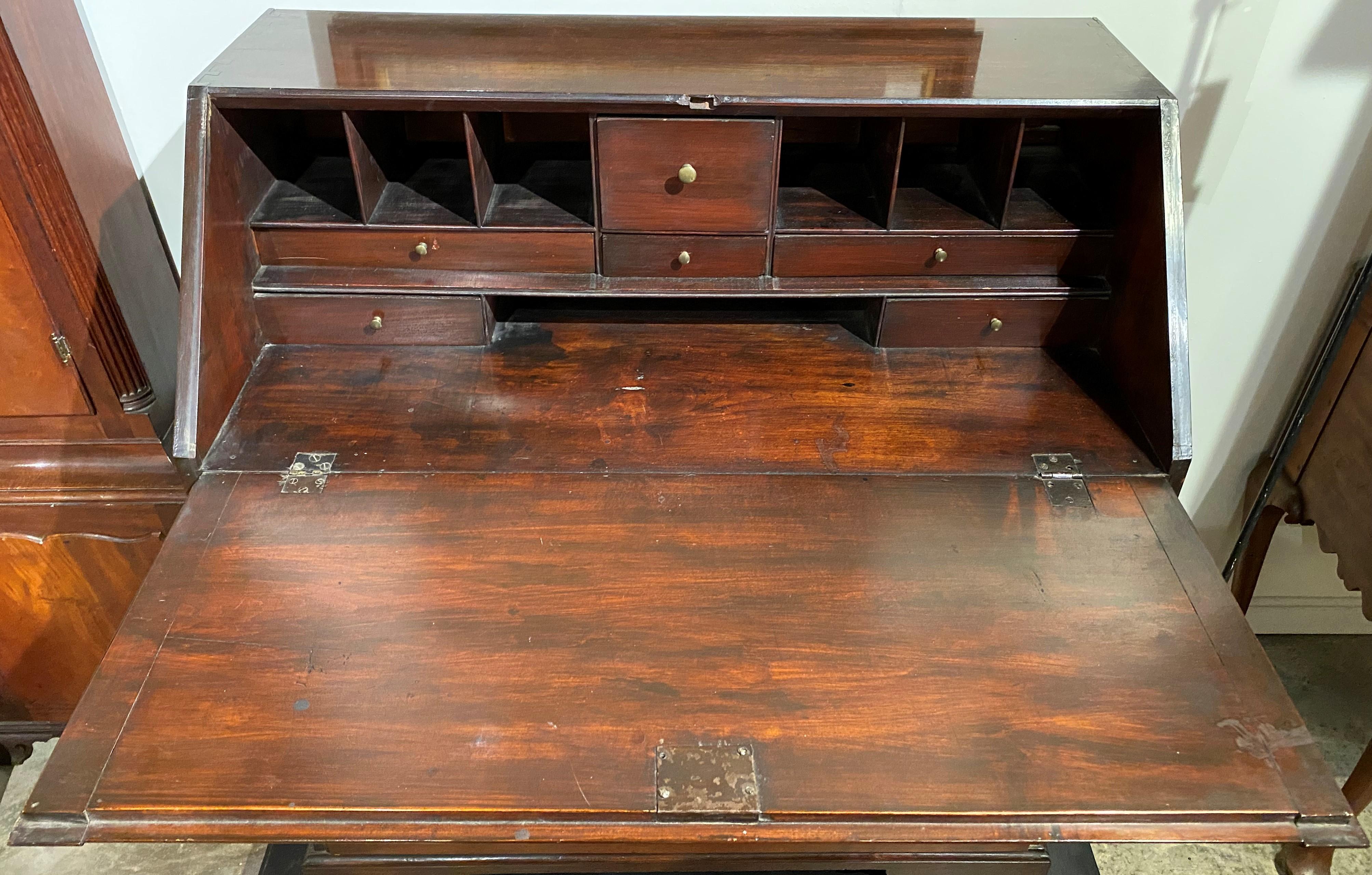 18th Century American Chippendale Maple Slant Front Desk 2