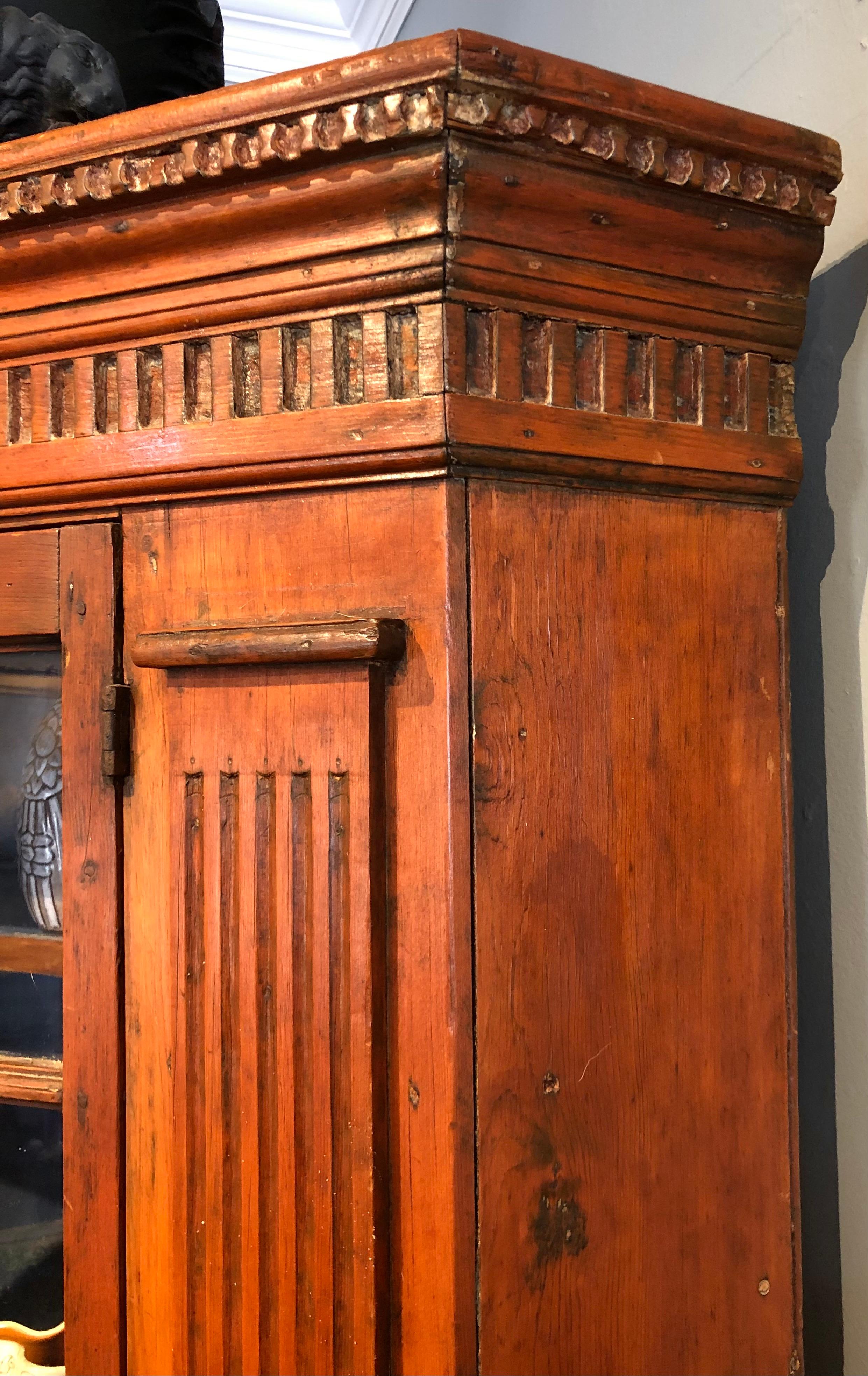 American Classical 18th Century American Corner Cupboard