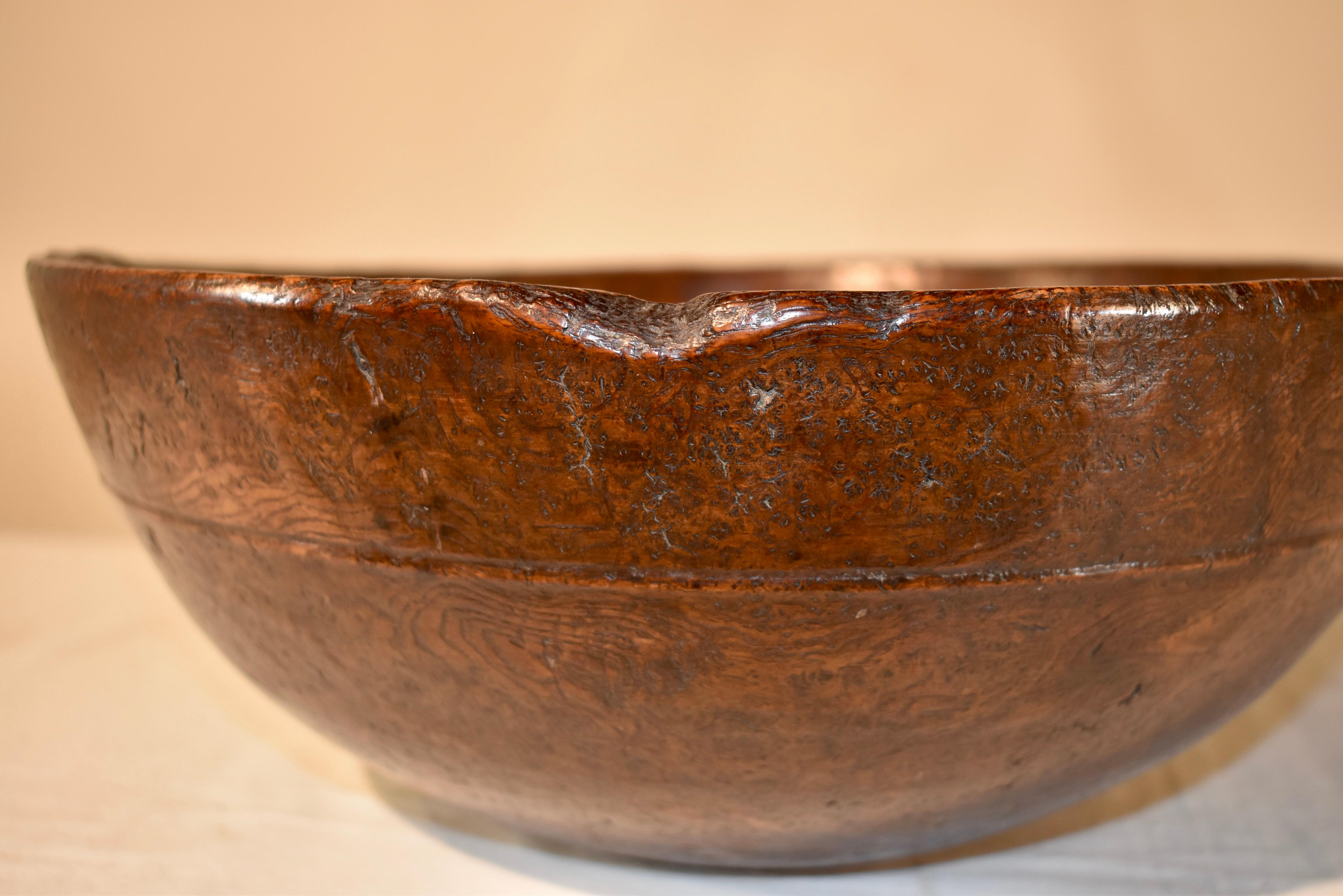 18th Century American Hand Turned Burl Bowl For Sale 2