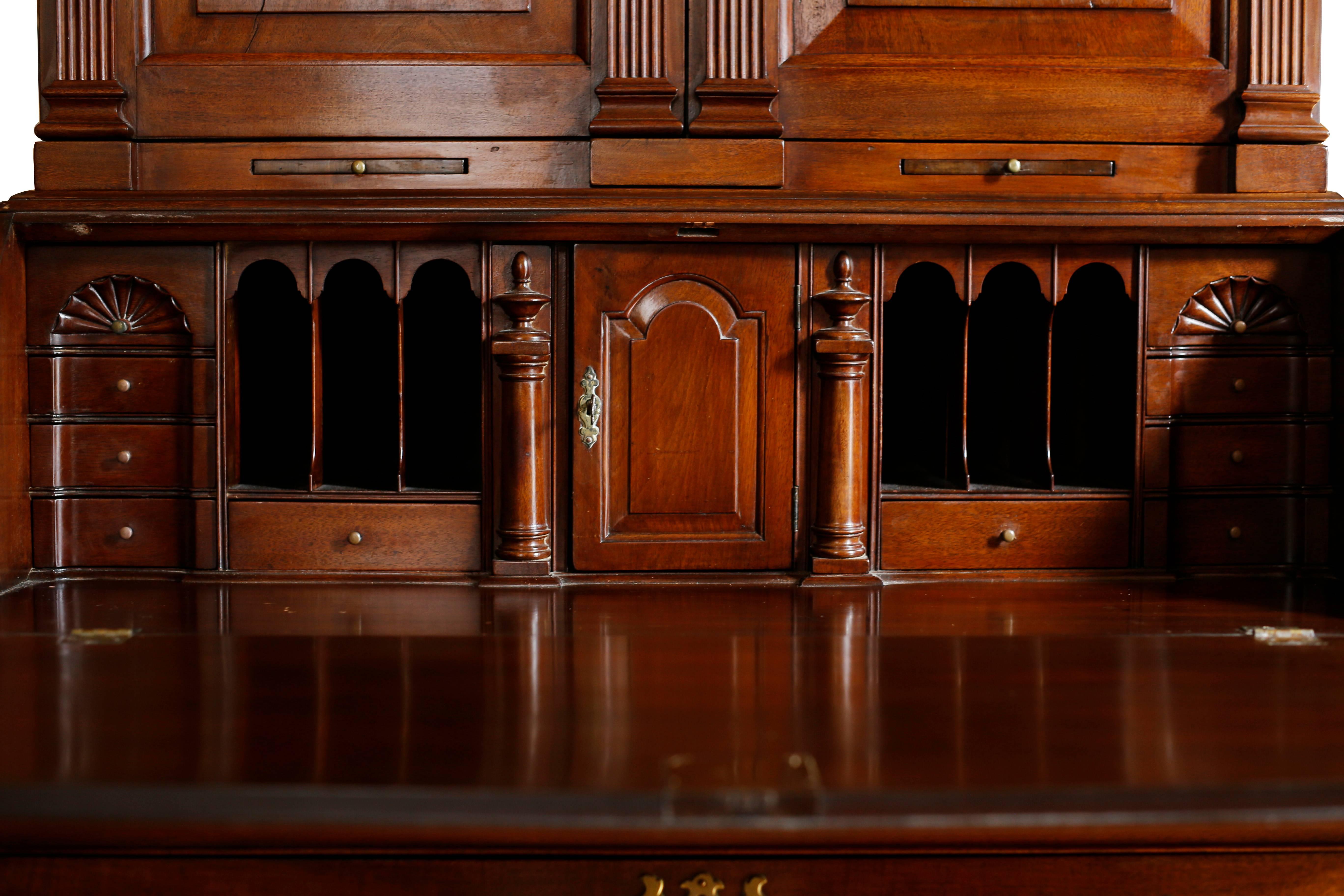 Américain Commode Chippendale américaine en acajou du 18ème siècle, vers 1770