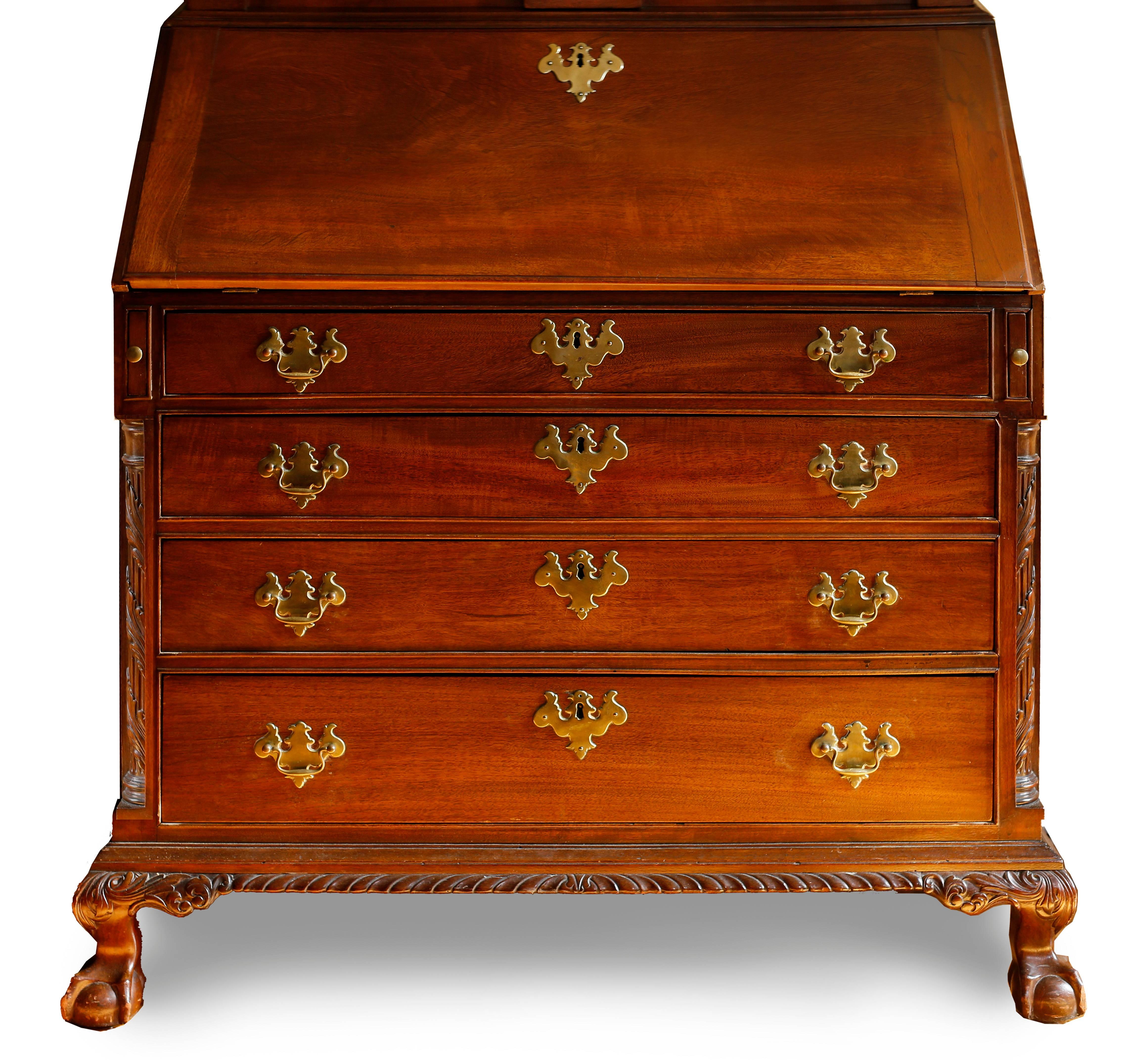 American Colonial 18th Century American Mahogany Chippendale Chest, circa 1770