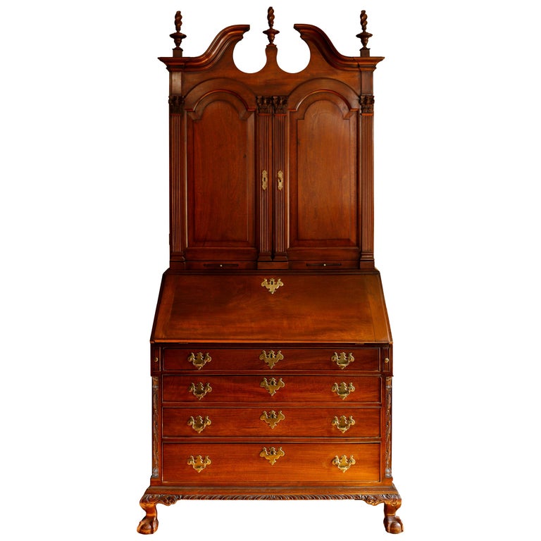 18th Century American Mahogany Chippendale Chest, circa 1770 For Sale