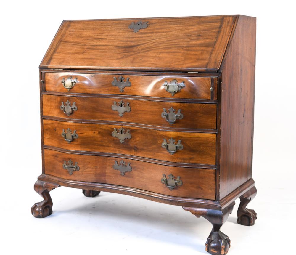 18th Century American Mahogany Chippendale Slant Front Desk 3