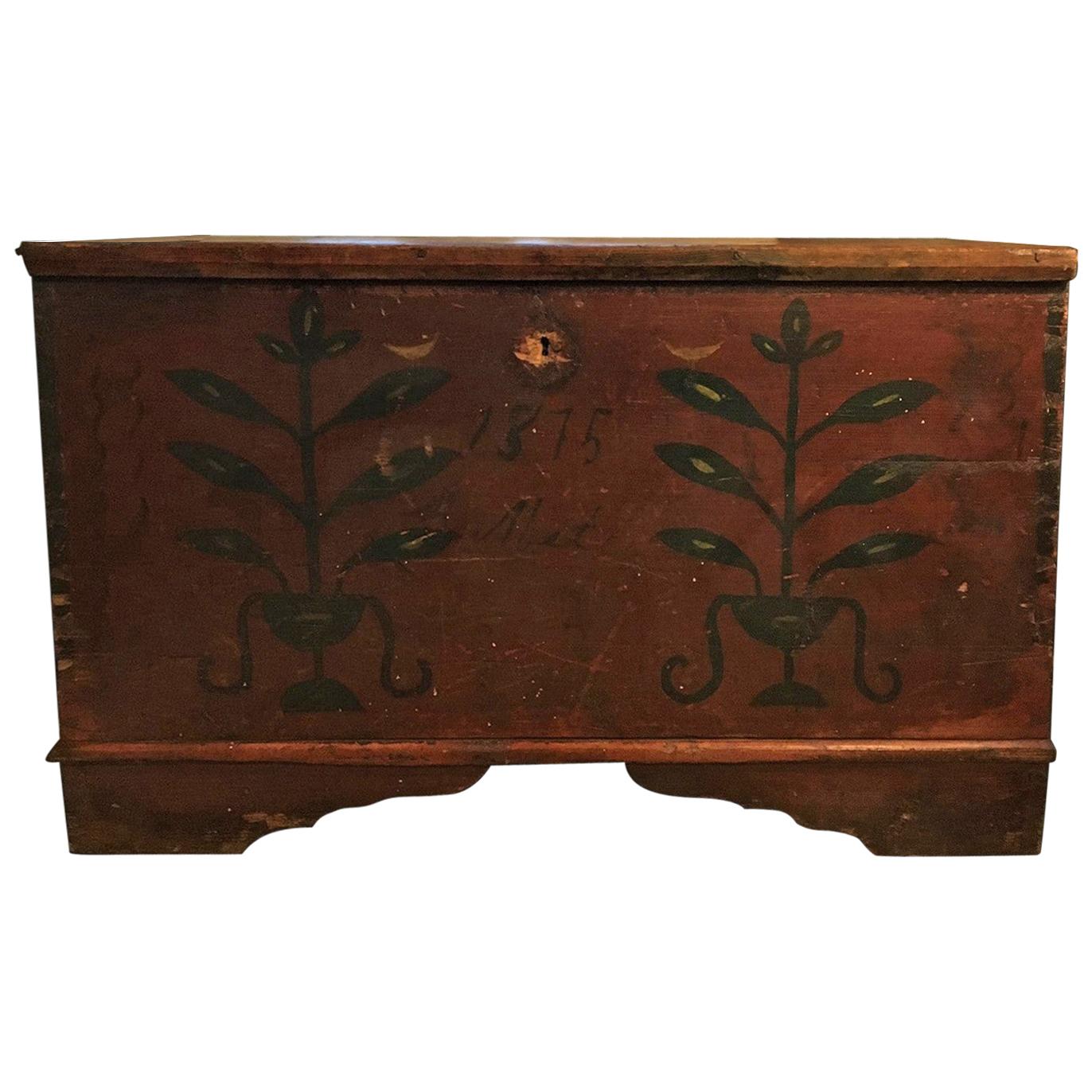 coffre à couvertures du 18ème siècle en pin américain décoré en vente