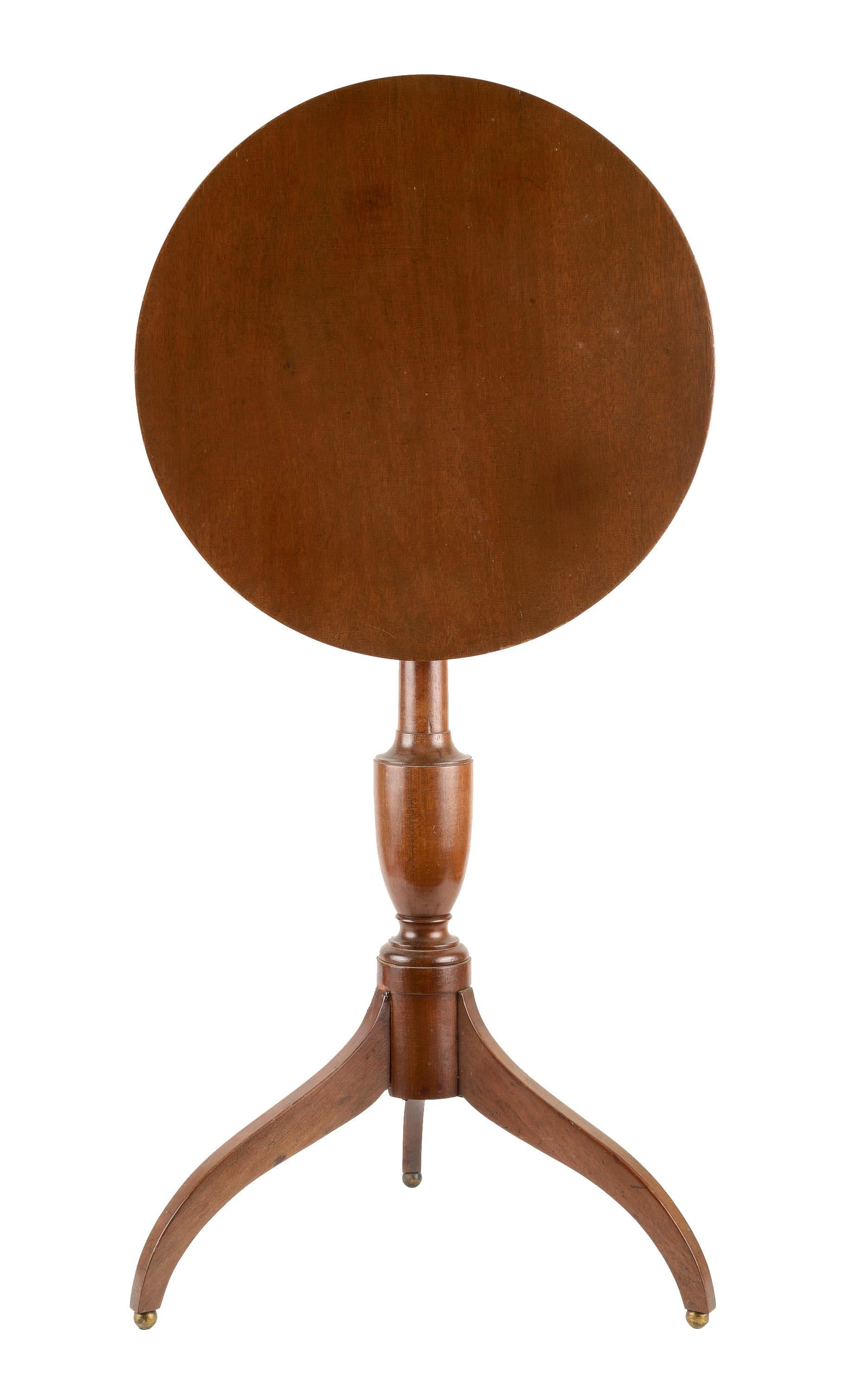 Hand-Crafted 18th Century American Tilt Top Table