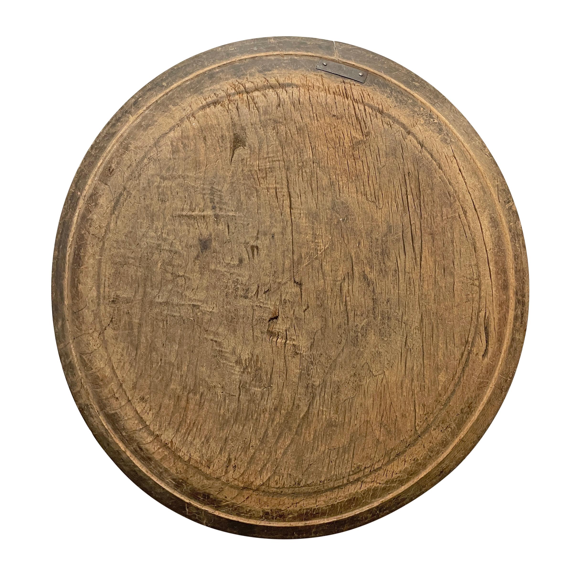 18th Century American Turned Wood Platter For Sale 2