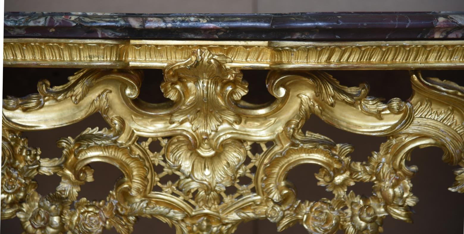 18th Century Ancient Console Rococò Italian Giltwood Carved Wood, 1700s In Good Condition In Torino, Torino