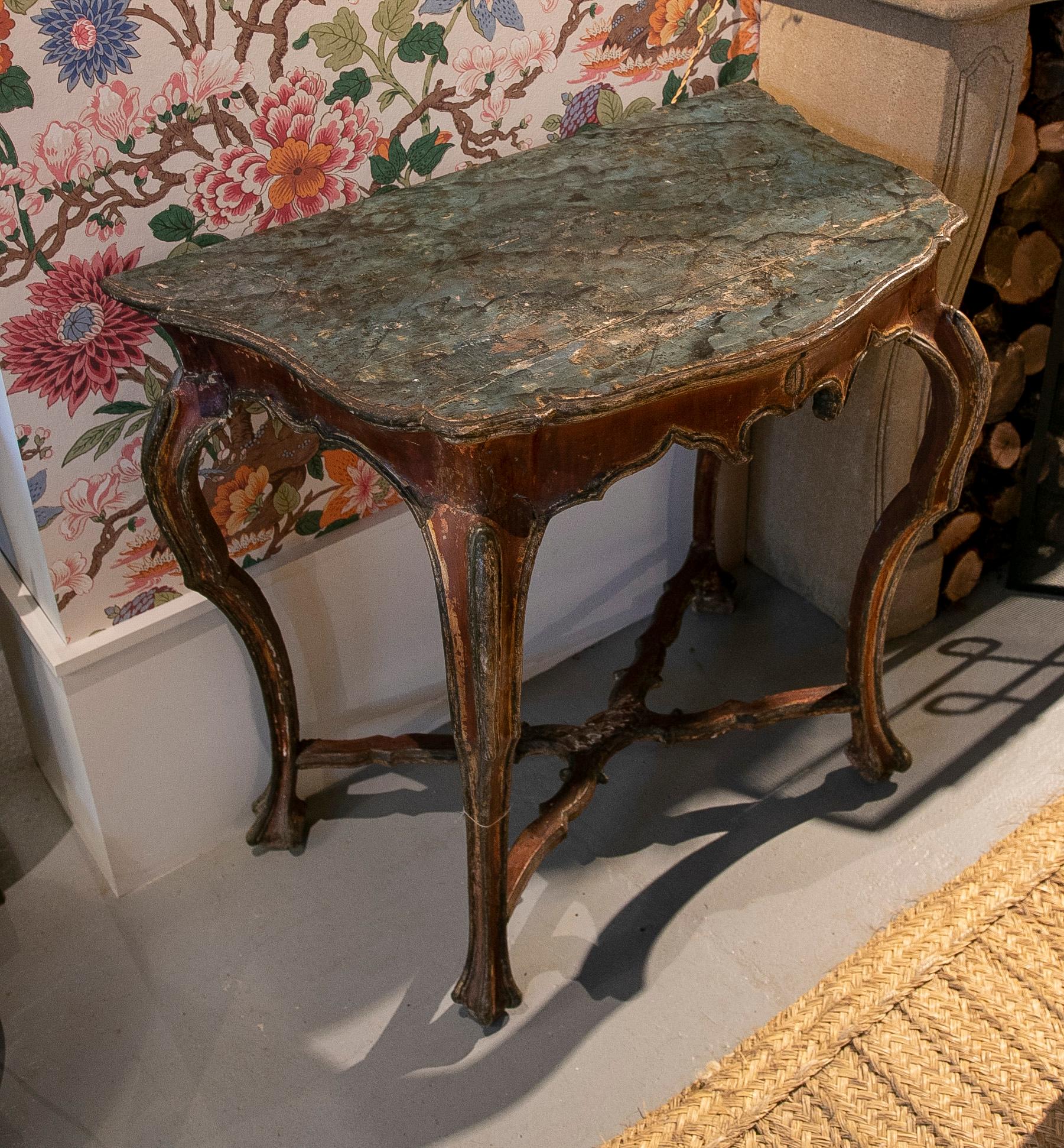 18th Century Andalusian  Pair of Consoles with Hand-Painted Marbled Top In Good Condition For Sale In Marbella, ES