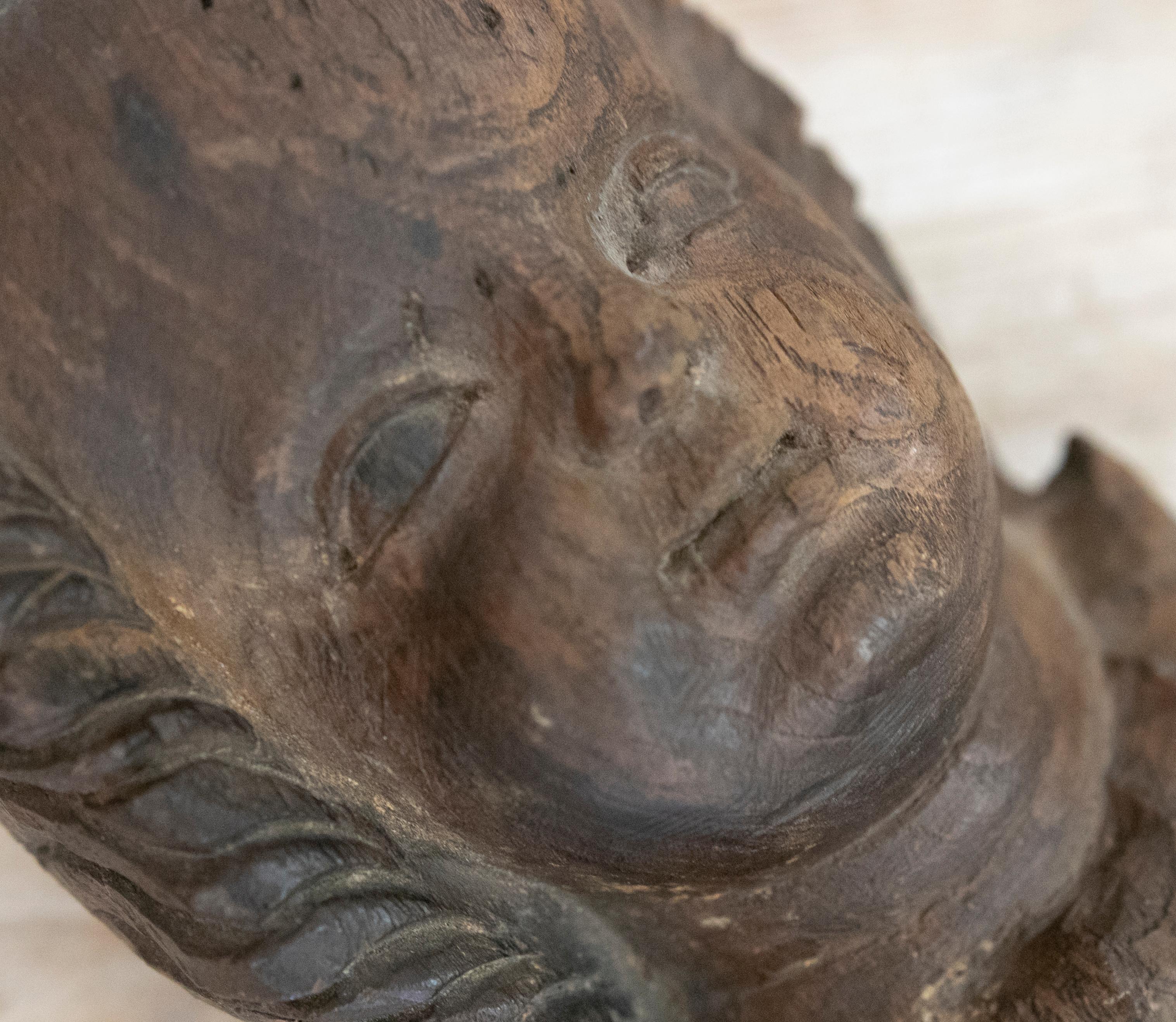 Sculpture de tête d'ange du 18ème siècle sculptée à la main en bois en vente 2
