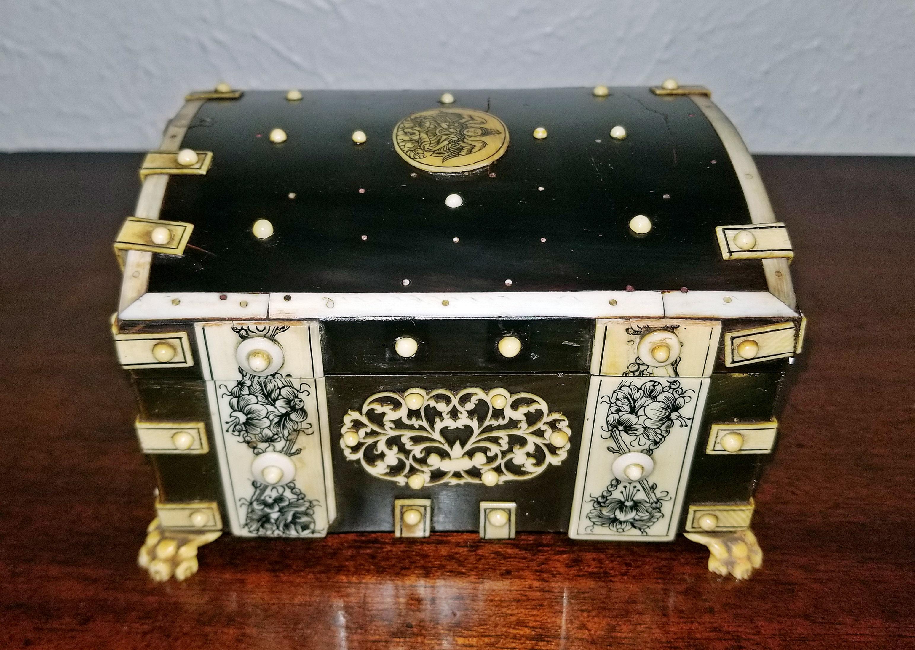 18th Century Anglo-Indian Vizigapatam Pocket Watch Display Box 2
