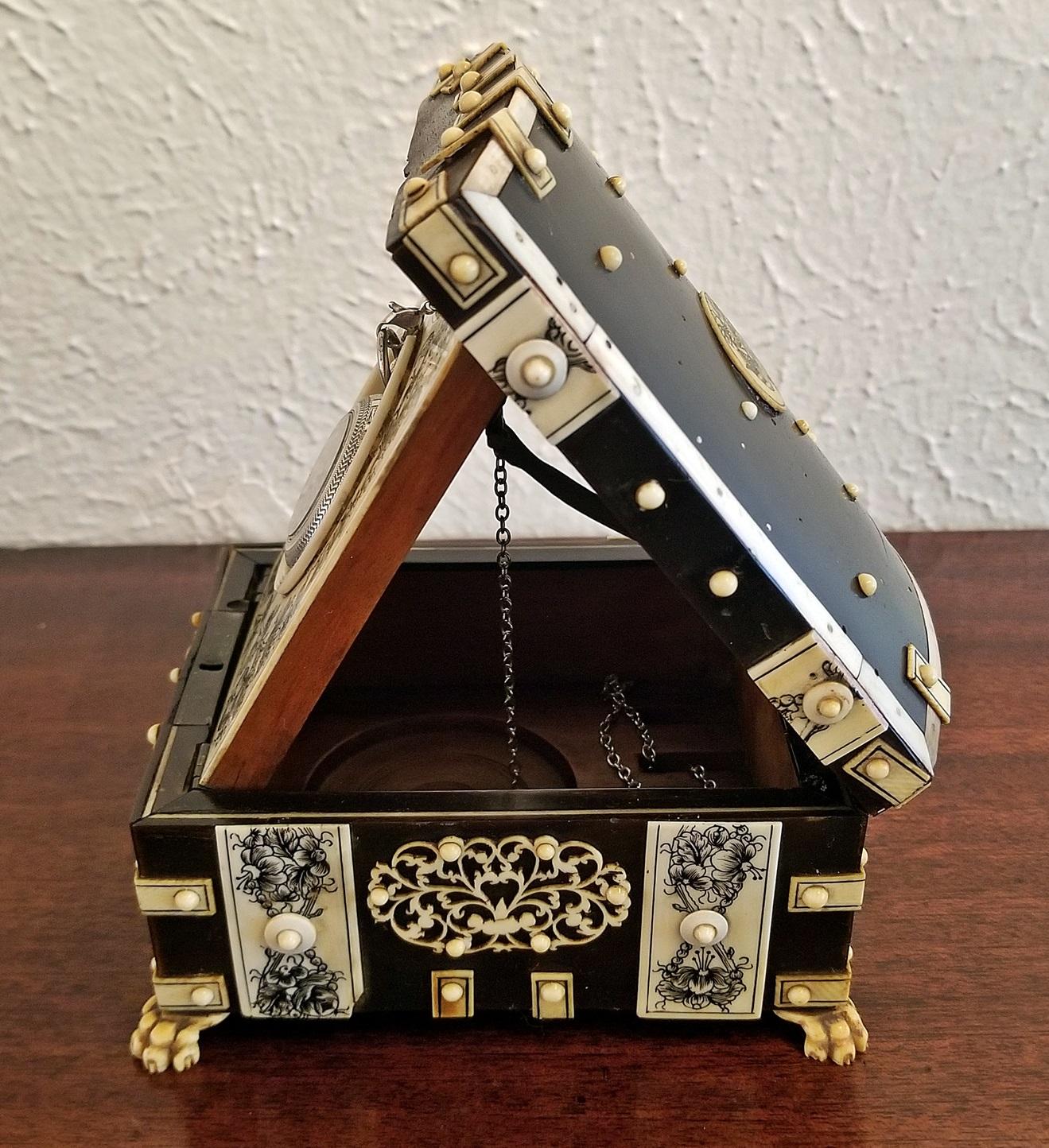 Bone 18th Century Anglo-Indian Vizigapatam Pocket Watch Display Box