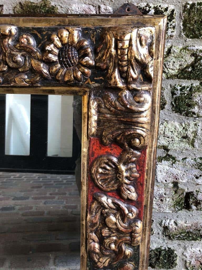 18th Century Antique Baroque Style Giltwood Mirror For Sale 4