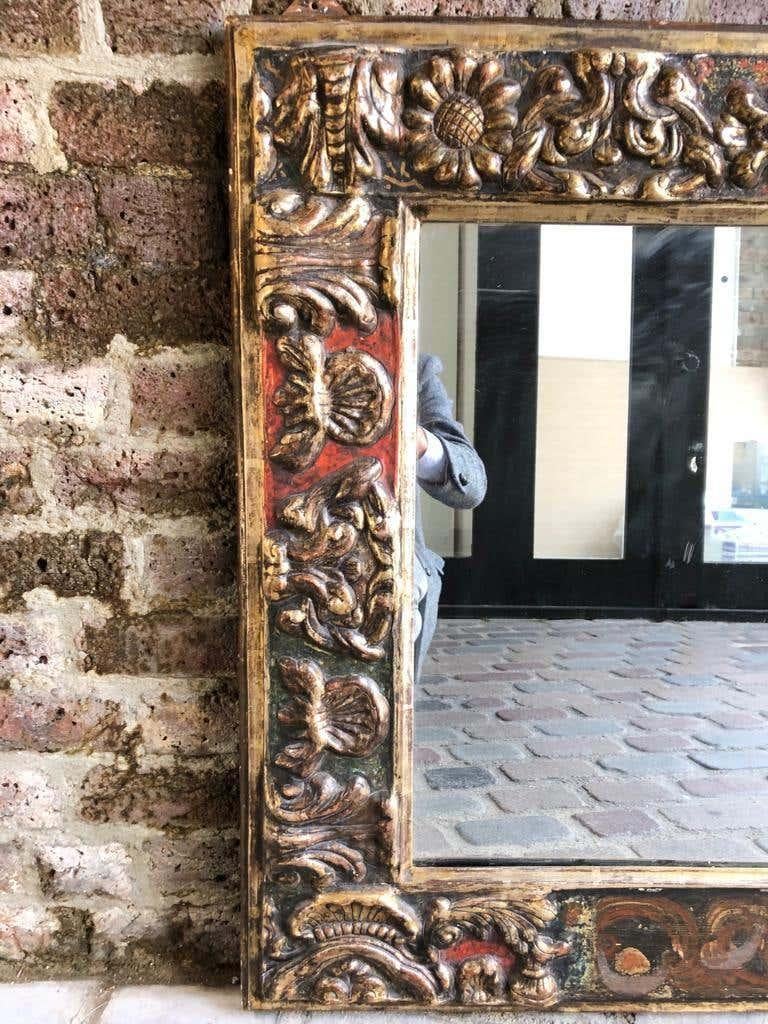 Carved 18th Century Antique Baroque Style Giltwood Mirror For Sale