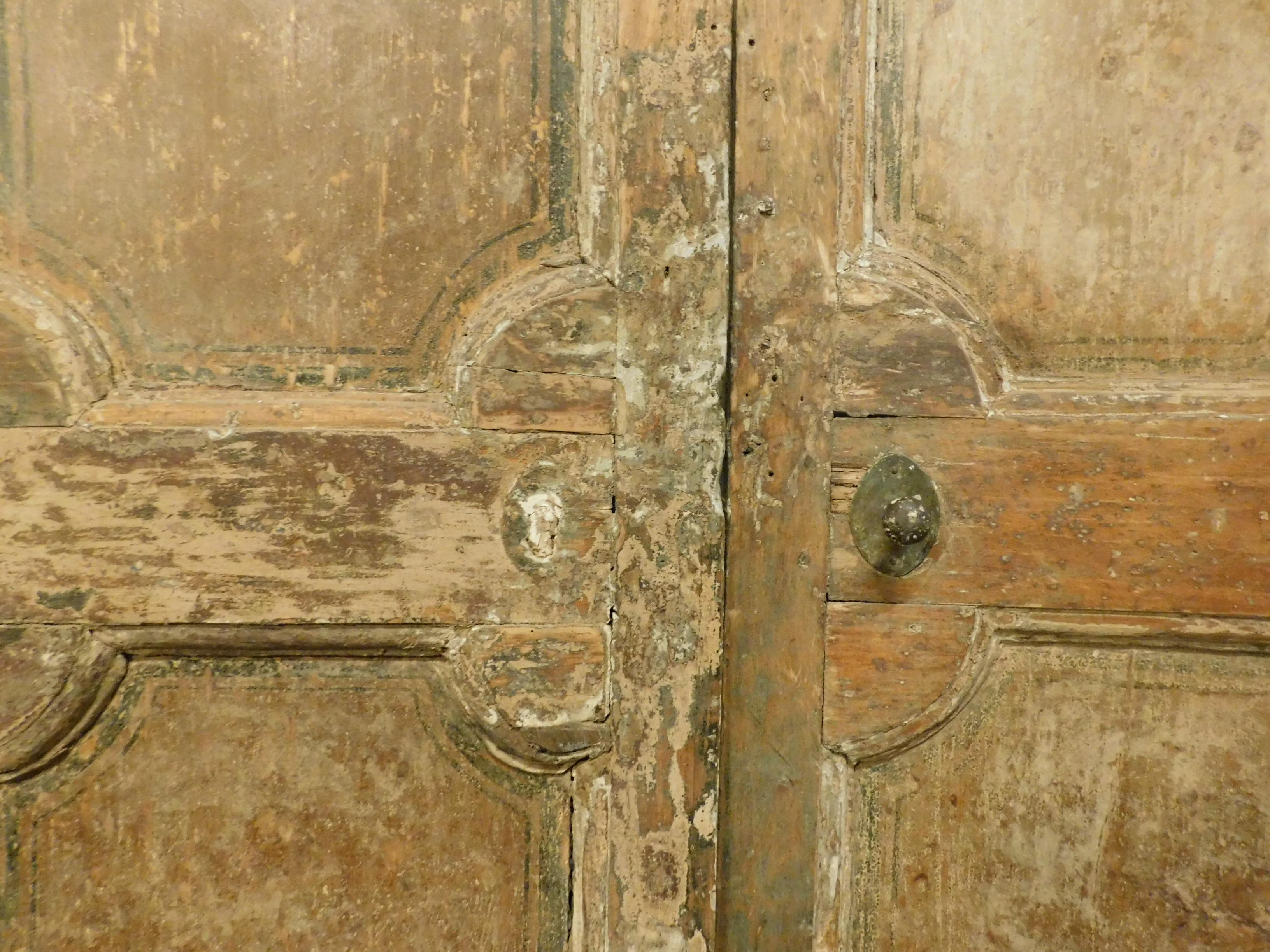 18th Century Antique Beige Lacquered Double Door with Sculptures Painted, Italy For Sale 1