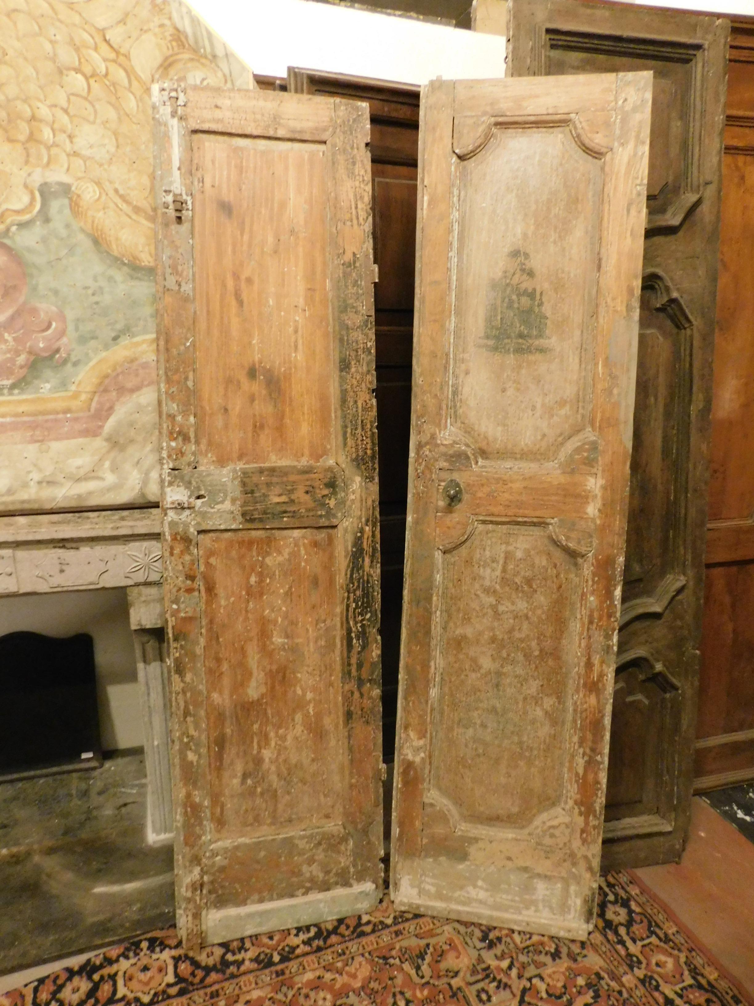 18th Century Antique Beige Lacquered Double Door with Sculptures Painted, Italy For Sale 2