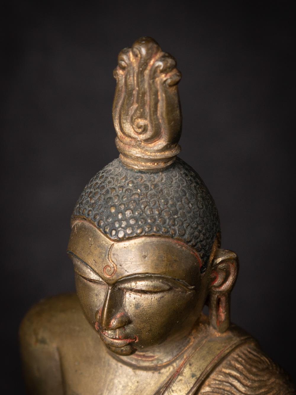 18th century antique bronze Buddha from Sri Lanka from Kandyan period 6