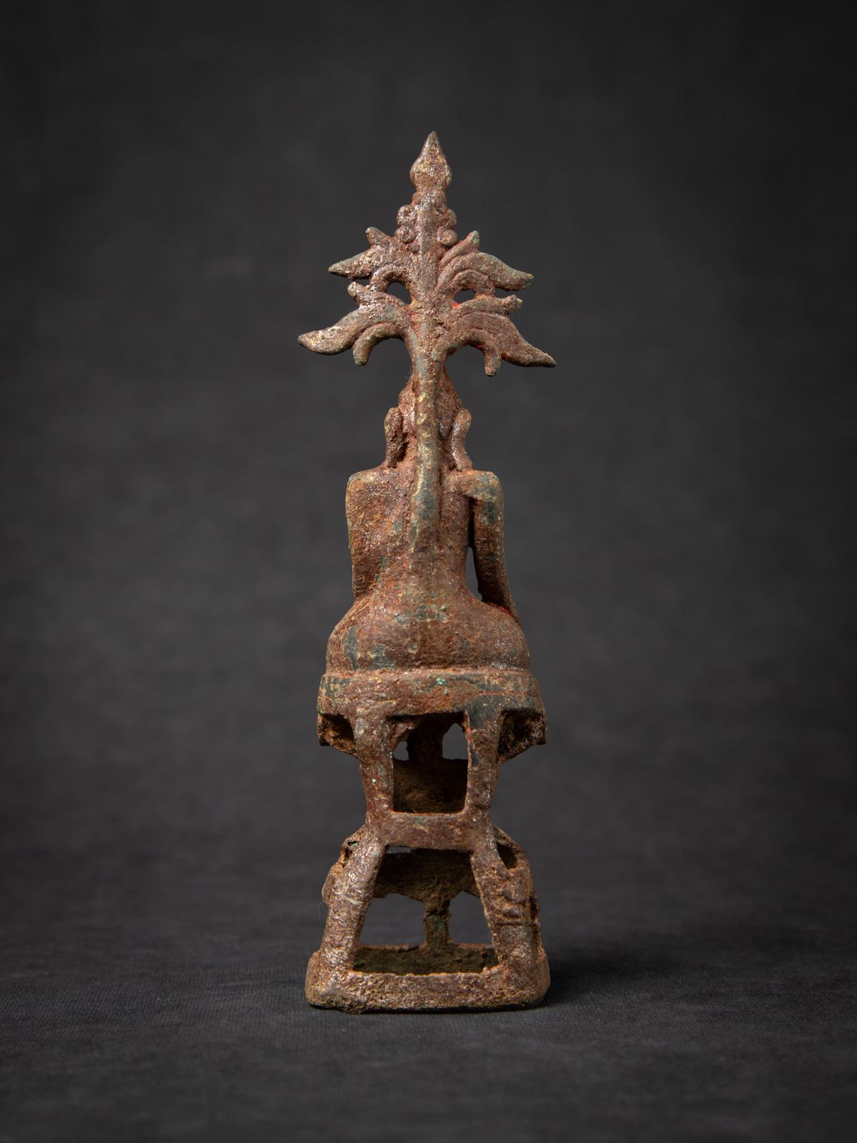 18th Century and Earlier 18th century Antique bronze Burmese Shan Buddha - OriginalBuddhas For Sale
