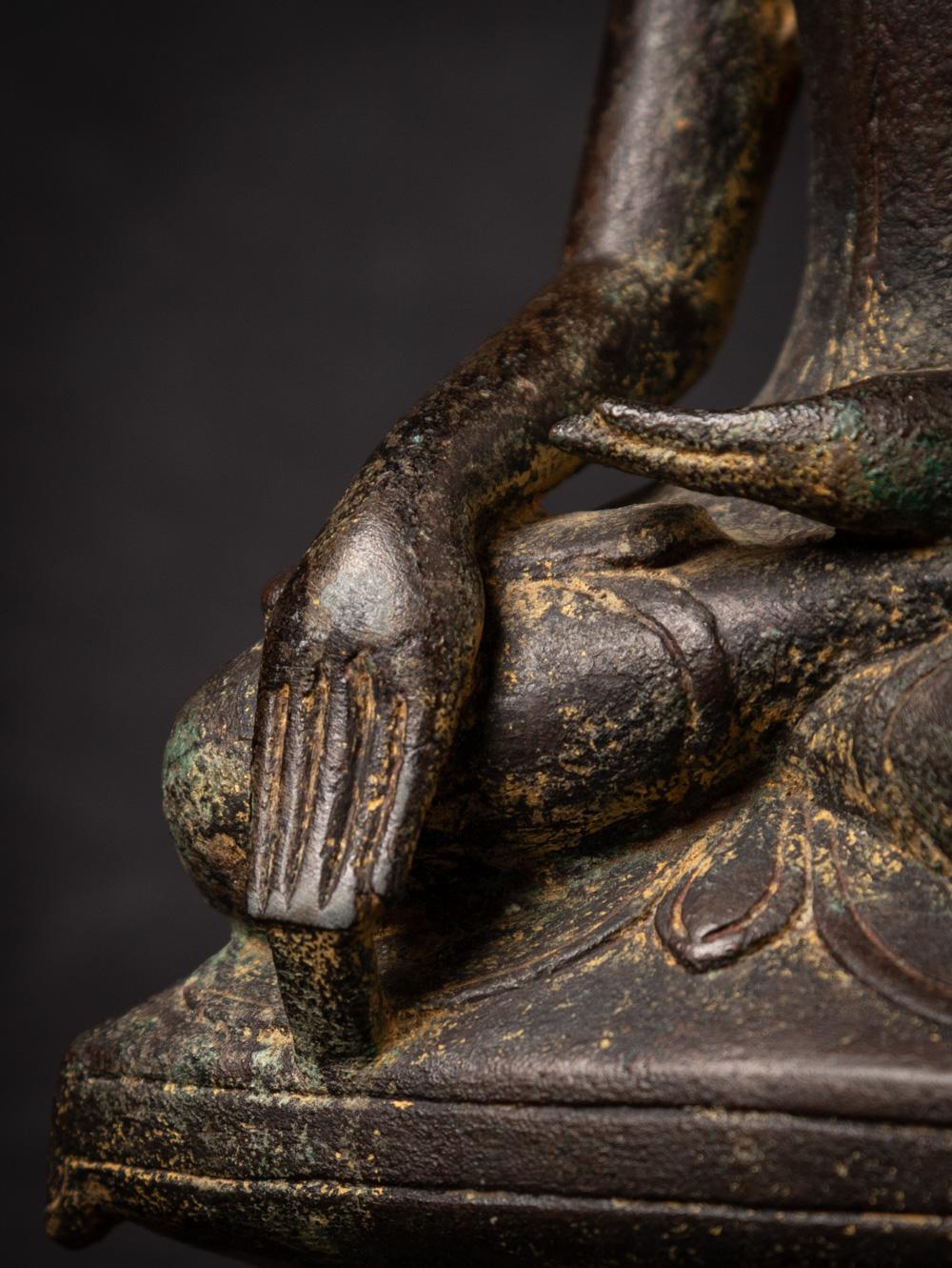 Antike burmesische Shan-Buddha-Statue aus Bronze aus Burma aus dem 18. Jahrhundert im Angebot 10