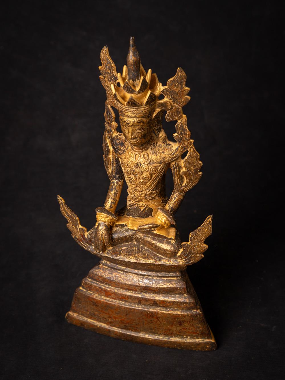 18th century Antique bronze Crowned Buddha statue from Burma For Sale 3