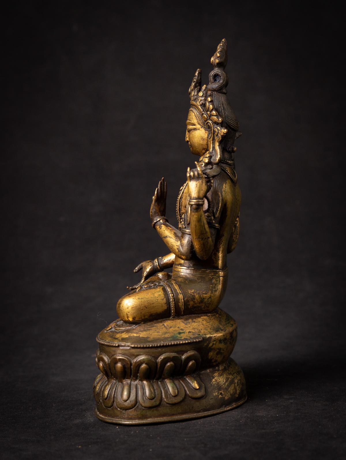 18th century antique bronze Tibetan Avalokiteshvara statue - OriginalBuddhas In Good Condition In DEVENTER, NL