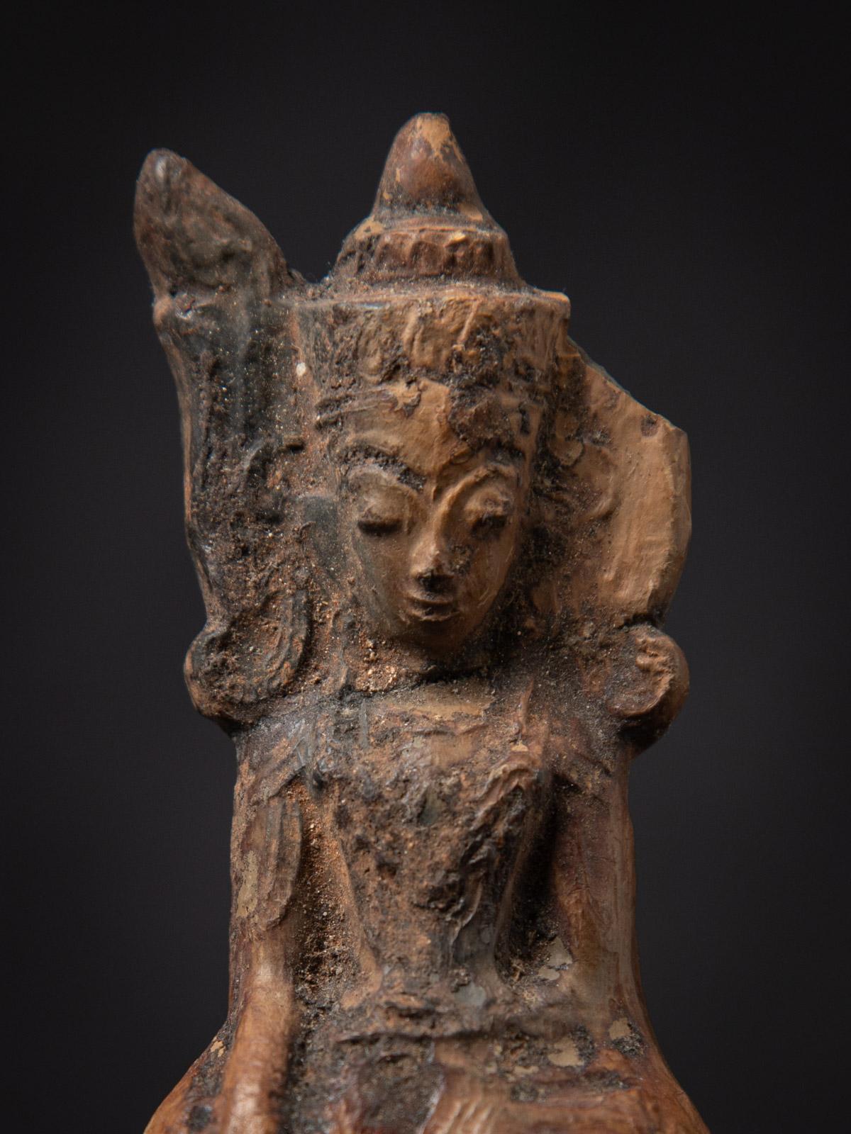 18th Century and Earlier 18th century Antique Burmese Buddha amulet from Burma For Sale