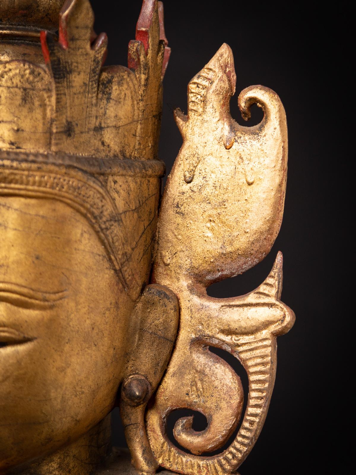 Ancienne statue de Bouddha birman en bois du 18ème siècle au Bhumisparsha Mudra en vente 11