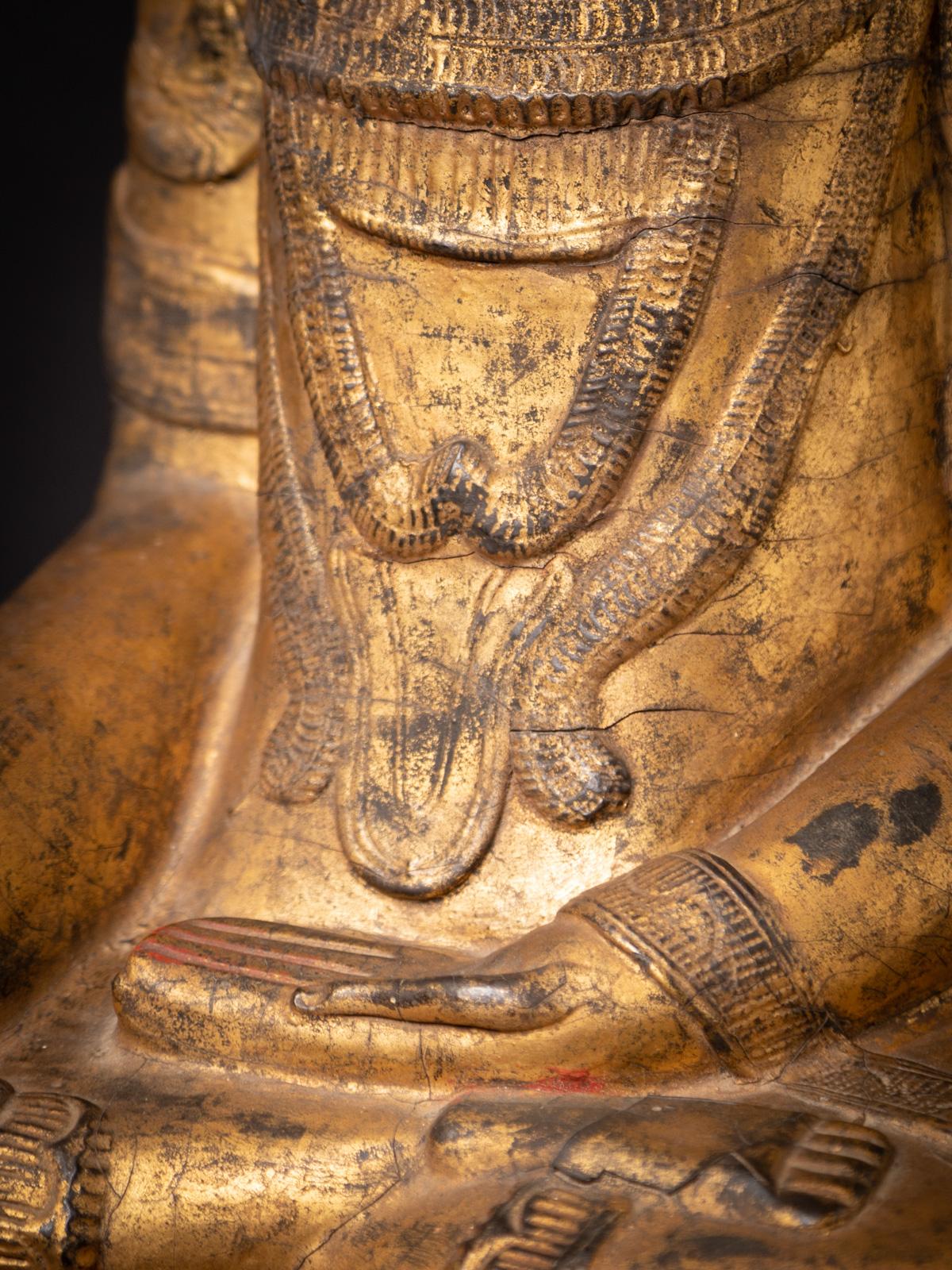 18th Century Antique Burmese Wooden Buddha Statue in Bhumisparsha Mudra For Sale 15