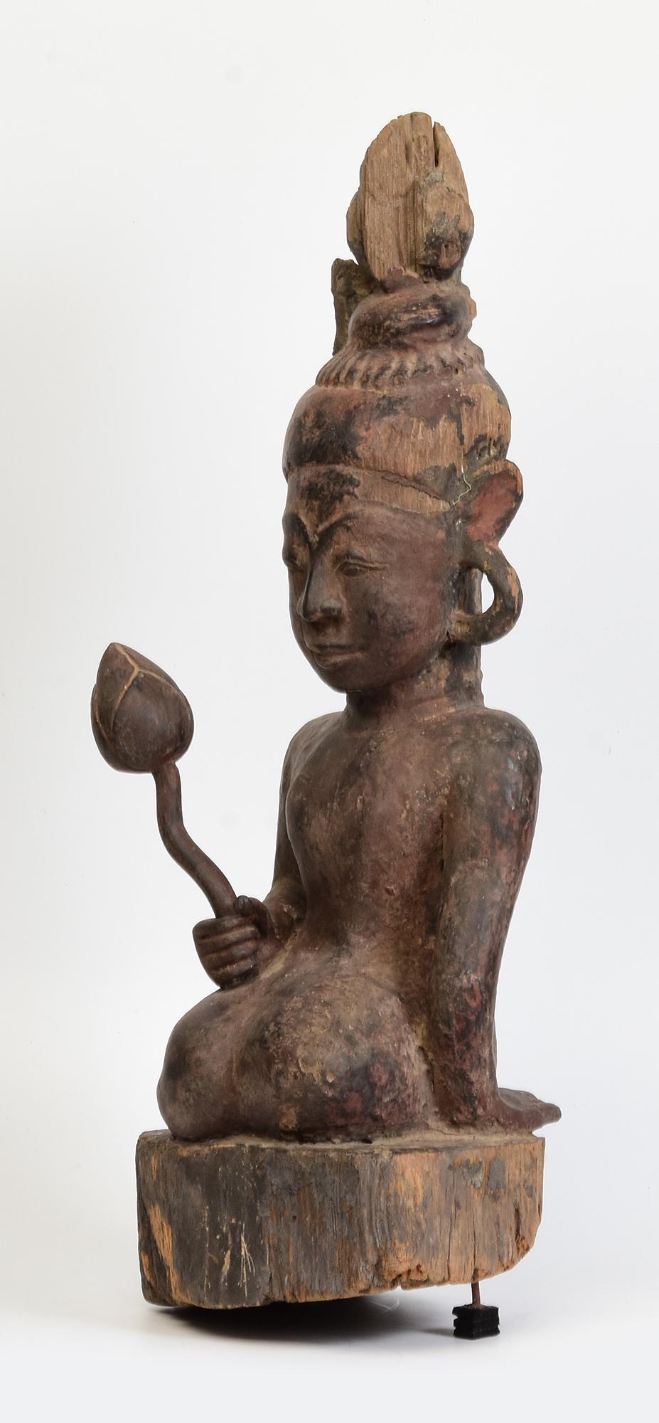18th Century, Antique Burmese Wooden Seated Figure of Lady Holding Lotus For Sale 2