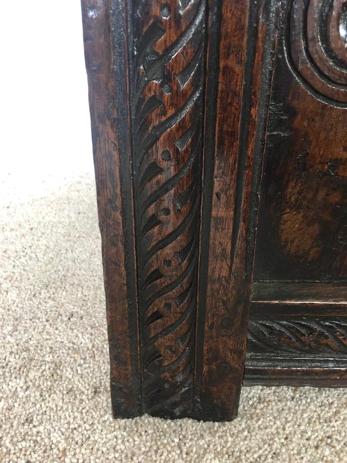 18th Century Antique Carved Oak Coffer In Good Condition For Sale In Suffolk, GB
