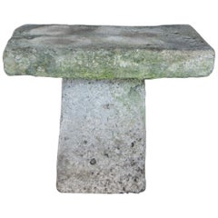 18ème siècle Antique pierre sculptée table de jardin extérieur piédestal plate-forme stand