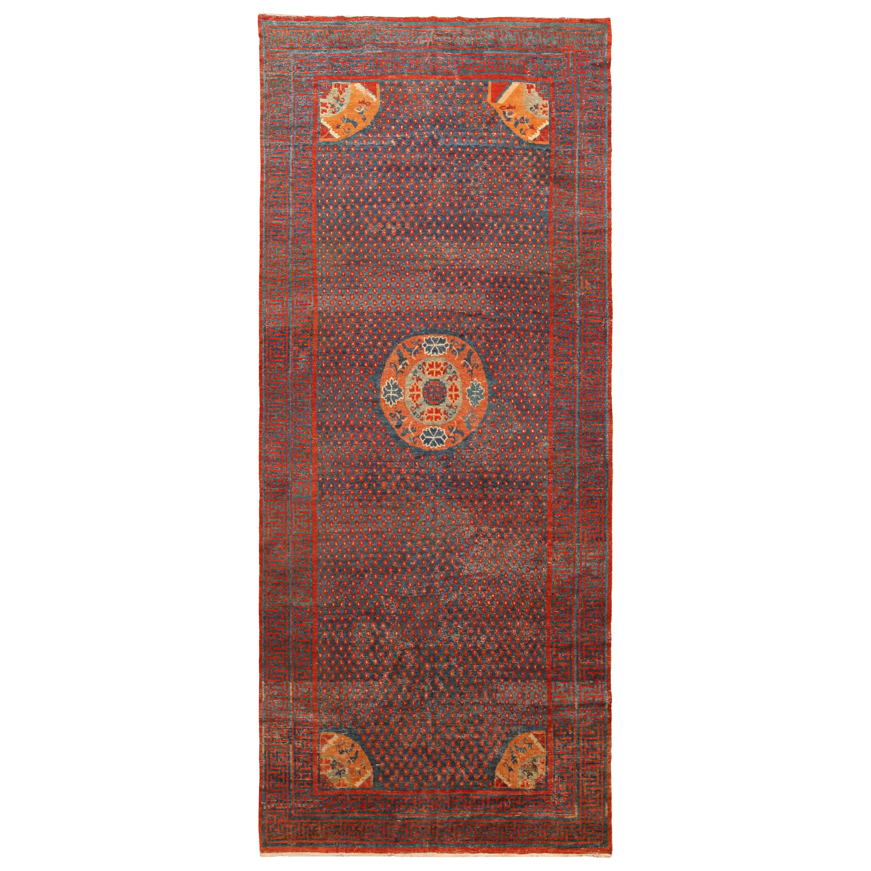 18th Century Antique Chinese Kansu Rug. 6 ft 7 in x 15 ft 6 in For Sale