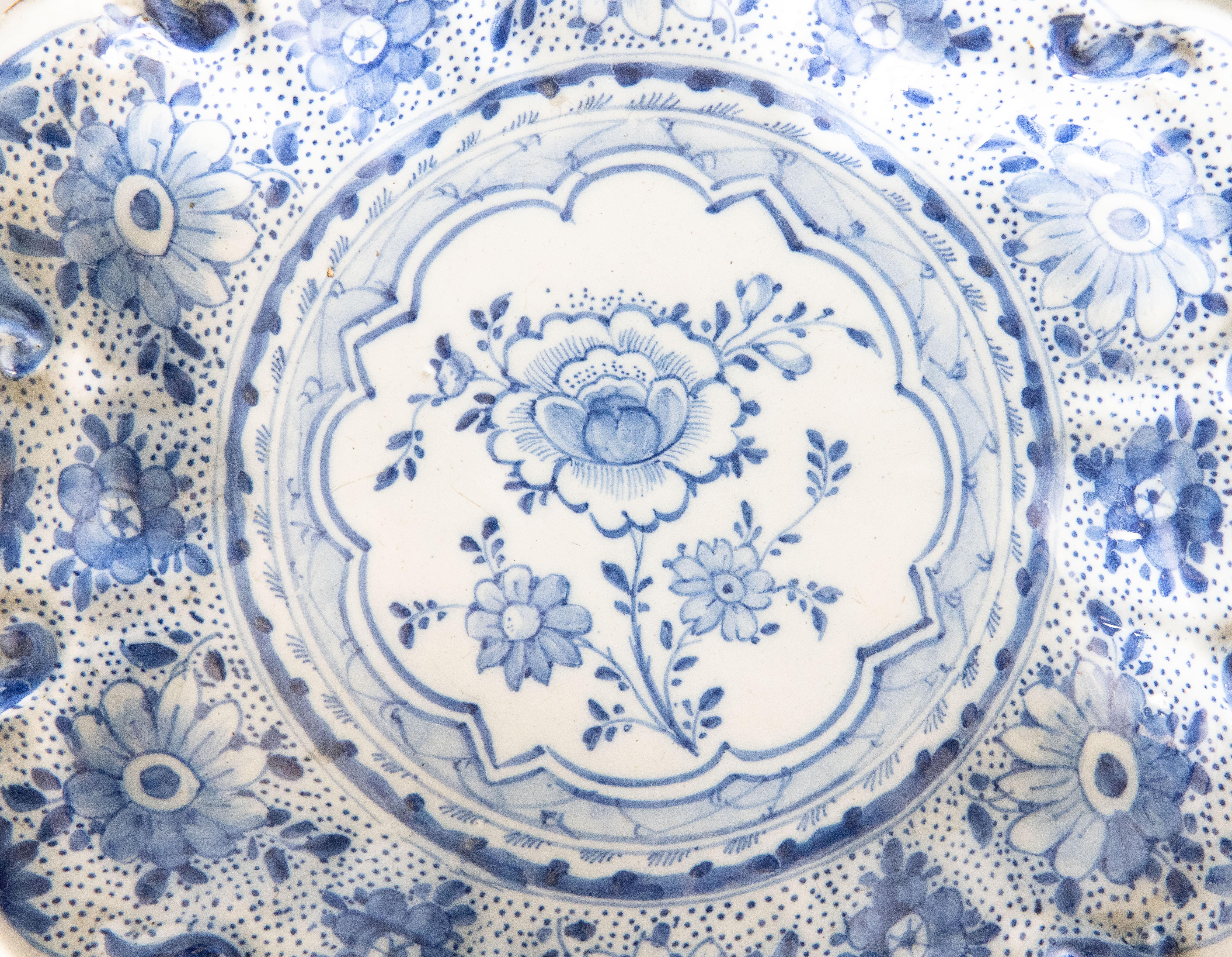 Carbon Fiber 18th Century Antique Delft Hexalobed Dishes, a Pair