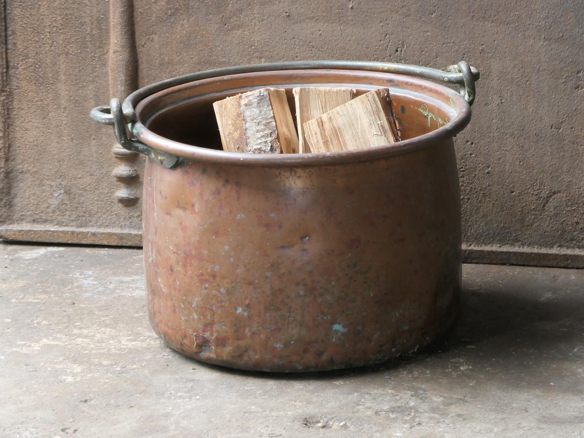 Antiker niederländischer Kupfer-Feuerholzkorb aus dem 18. Jahrhundert im Angebot 7