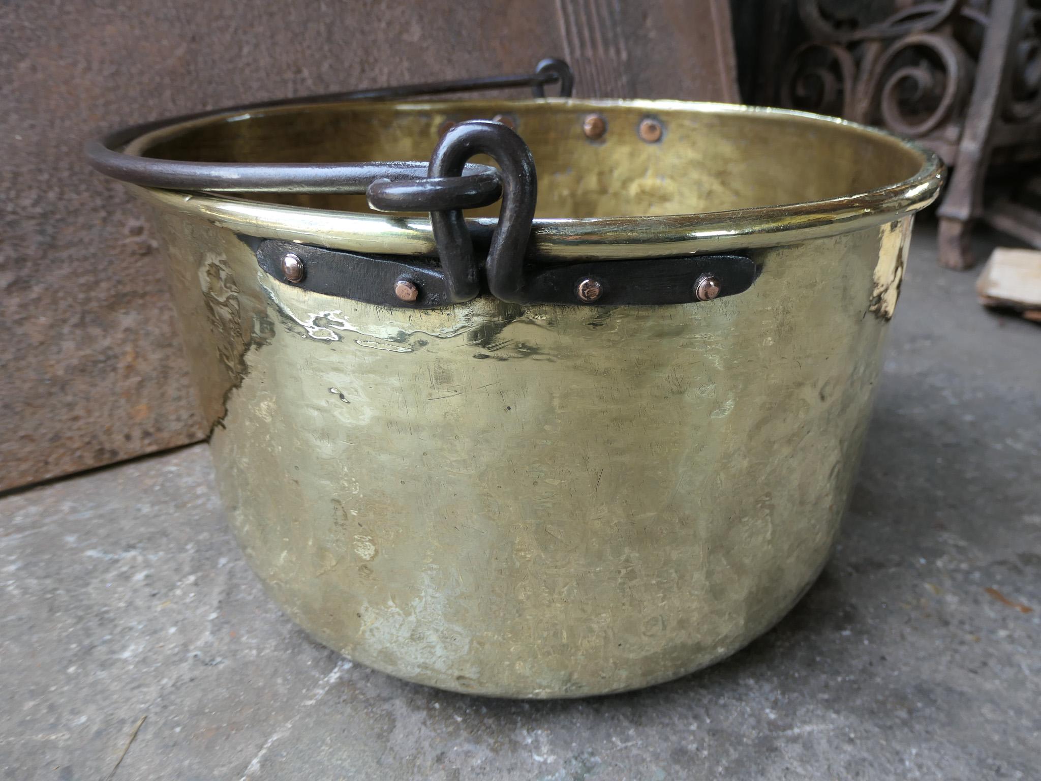 18th Century Antique Dutch Polished Brass Firewood Basket For Sale 5