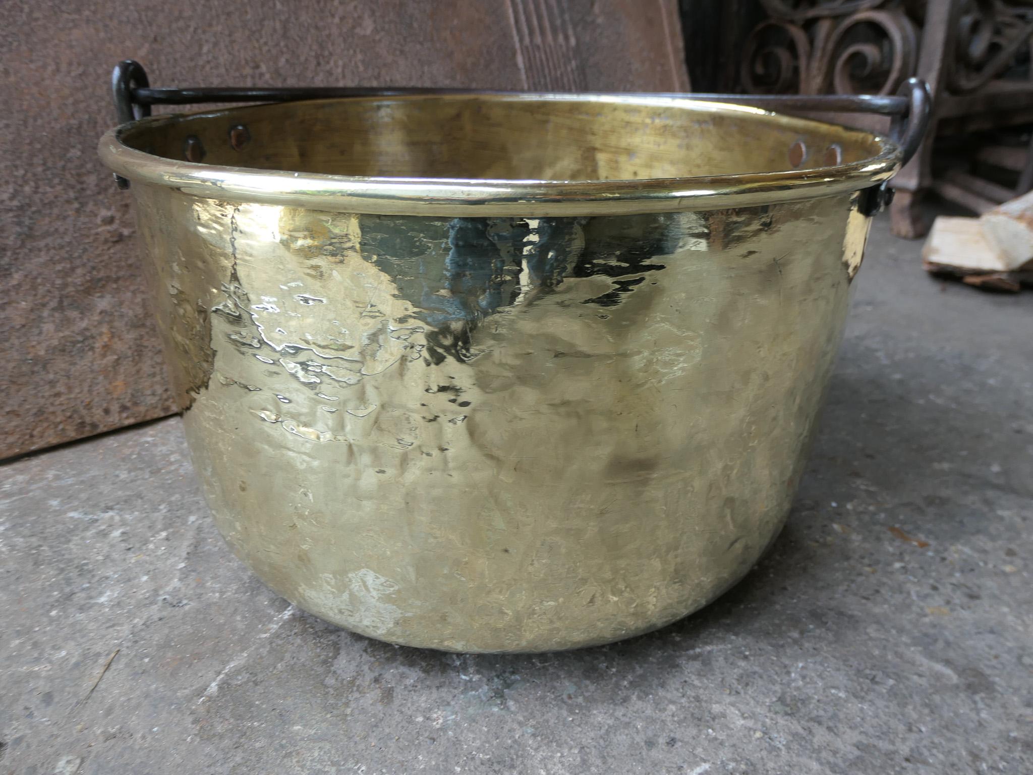 18th Century Antique Dutch Polished Brass Firewood Basket For Sale 6