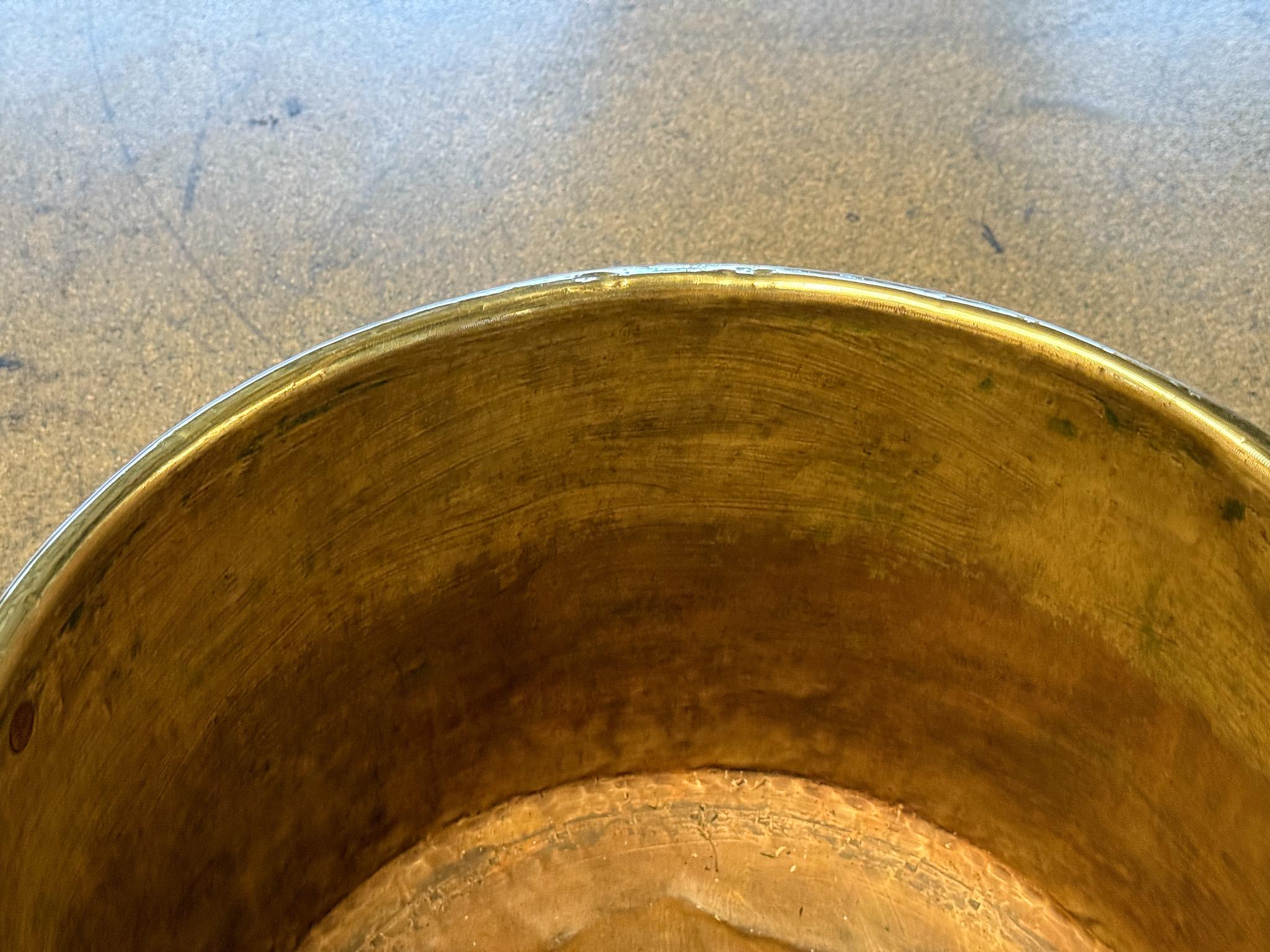 18th Century Antique Dutch Polished Brass Firewood Basket For Sale 6