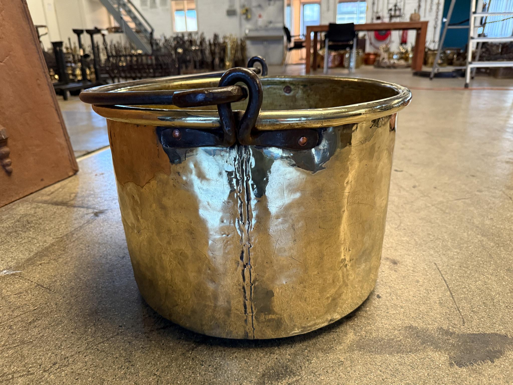 18th Century Antique Dutch Polished Brass Firewood Basket For Sale 2