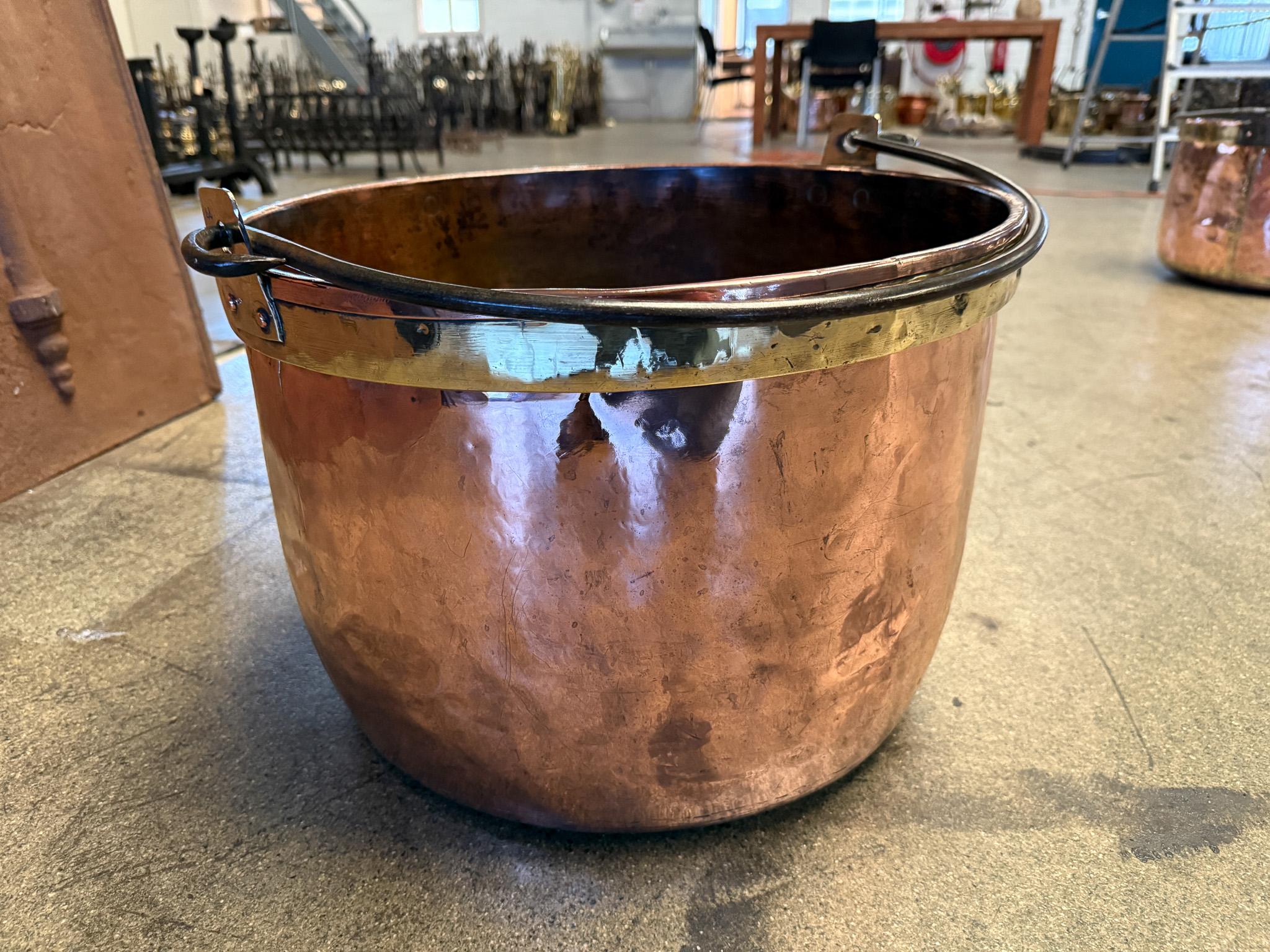 18th Century Antique Dutch Polished Copper Firewood Basket For Sale 3